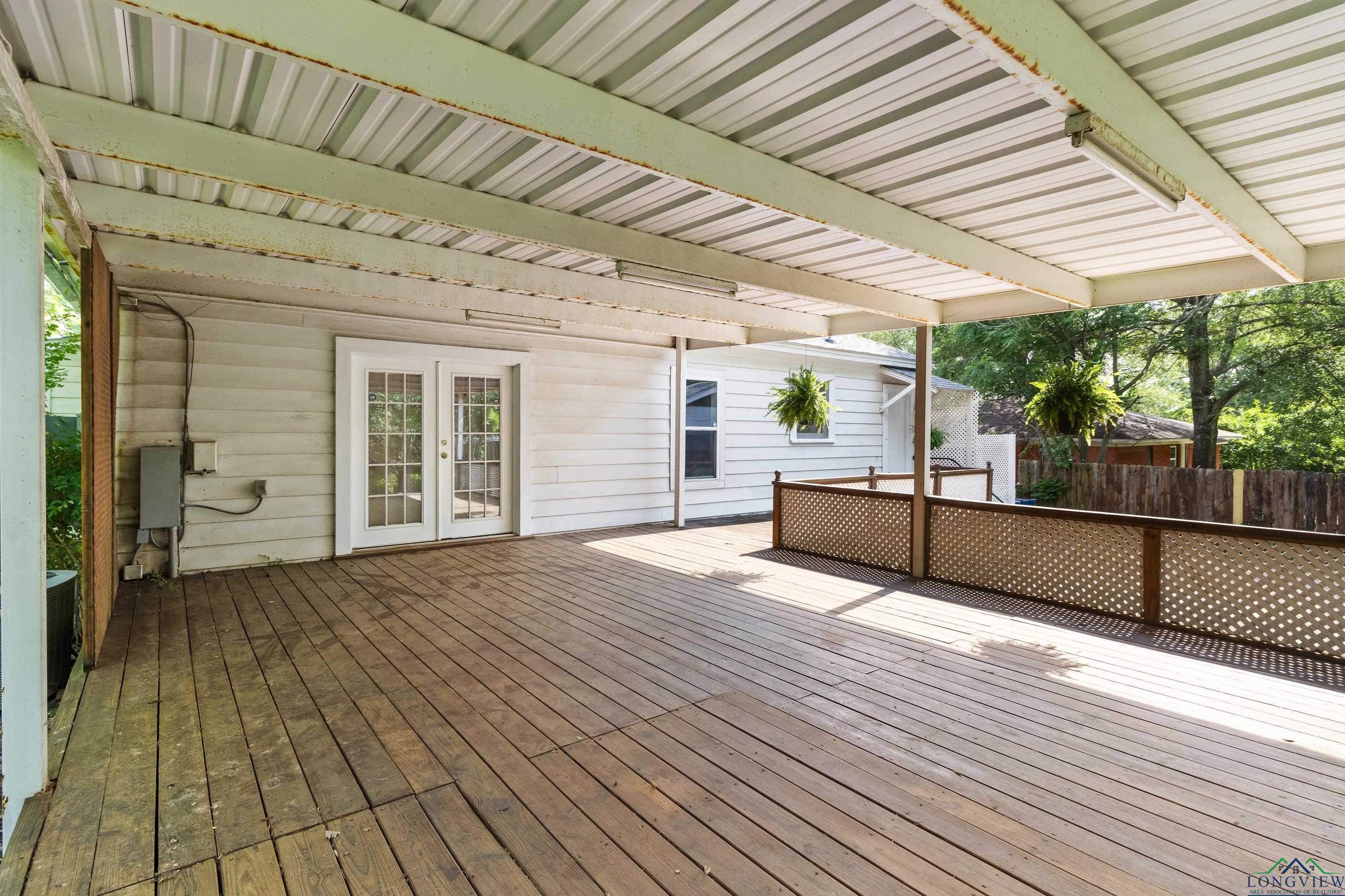 514 W Main St, Henderson, Texas image 29