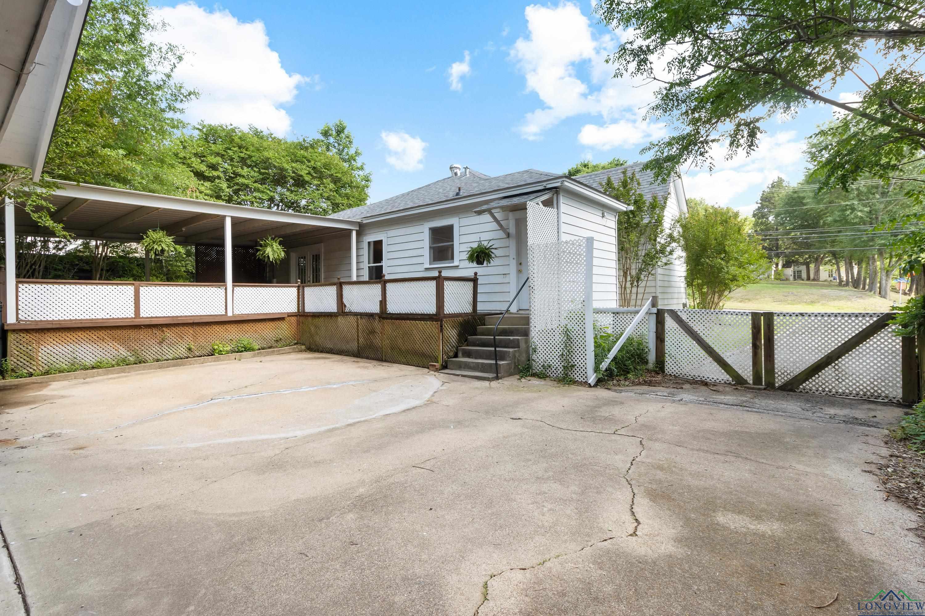 514 W Main St, Henderson, Texas image 23