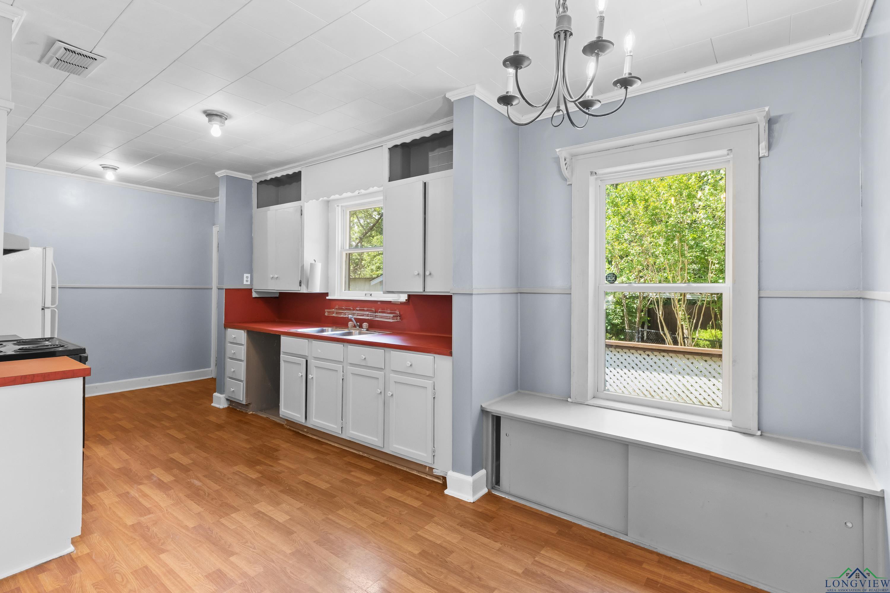 514 W Main St, Henderson, Texas image 11