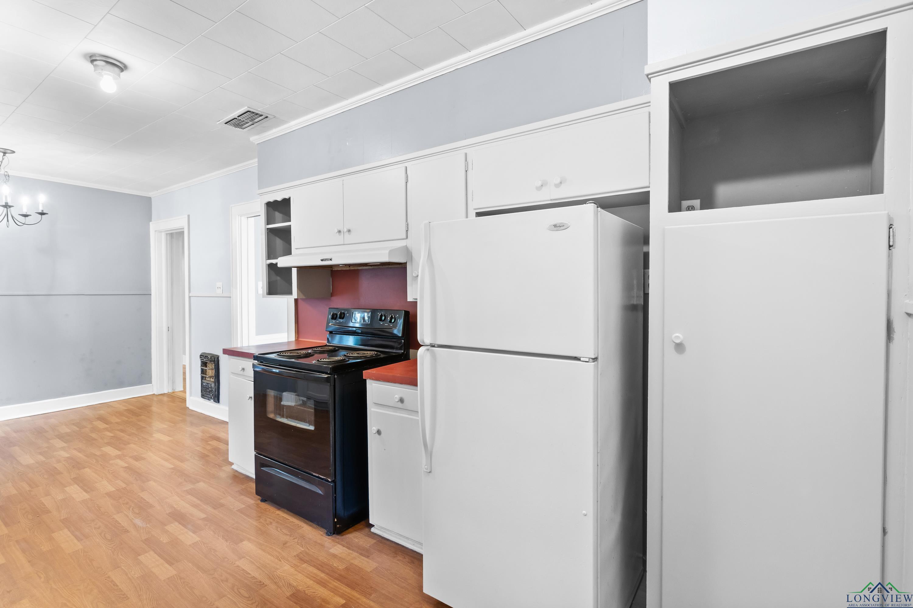 514 W Main St, Henderson, Texas image 10