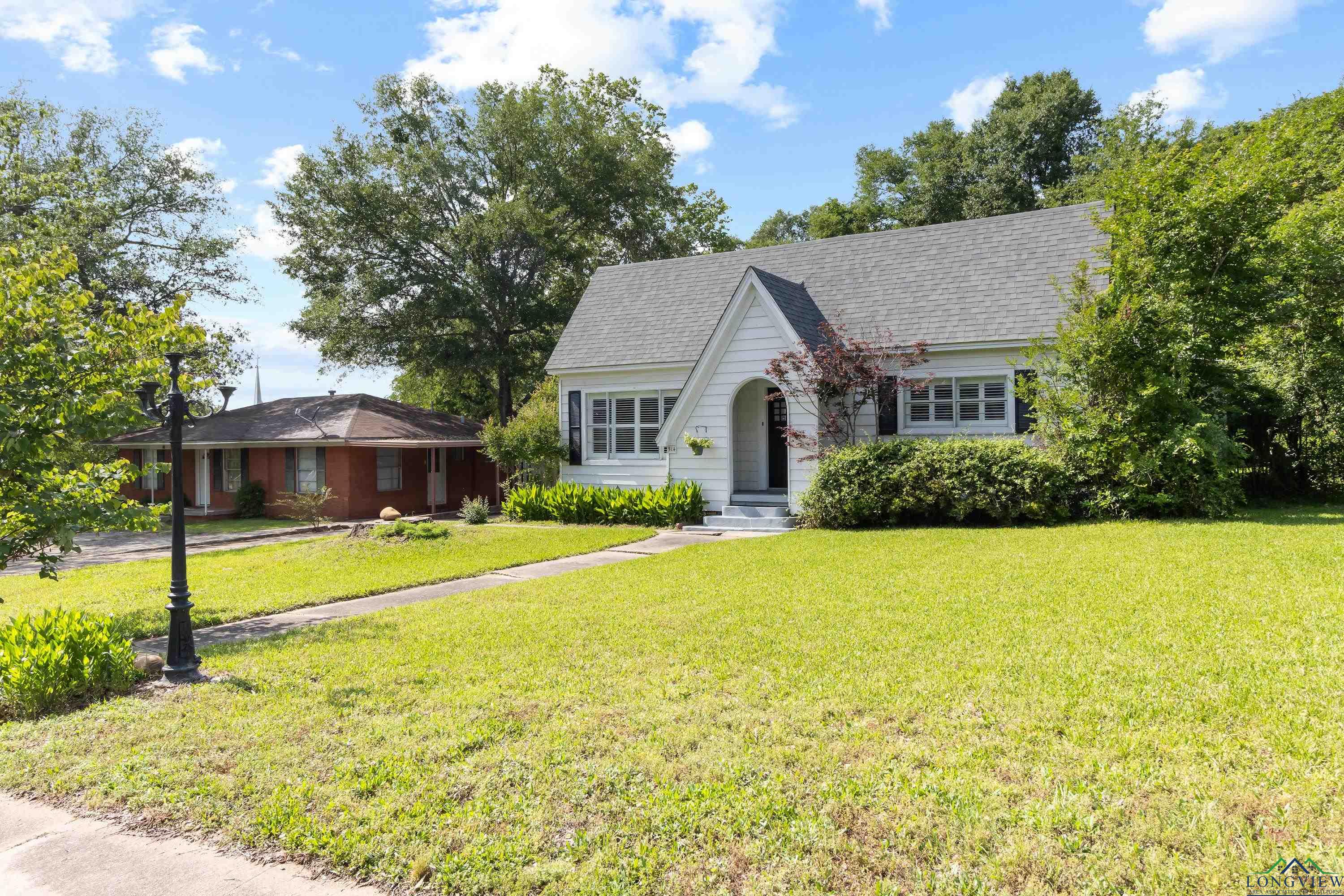 514 W Main St, Henderson, Texas image 2