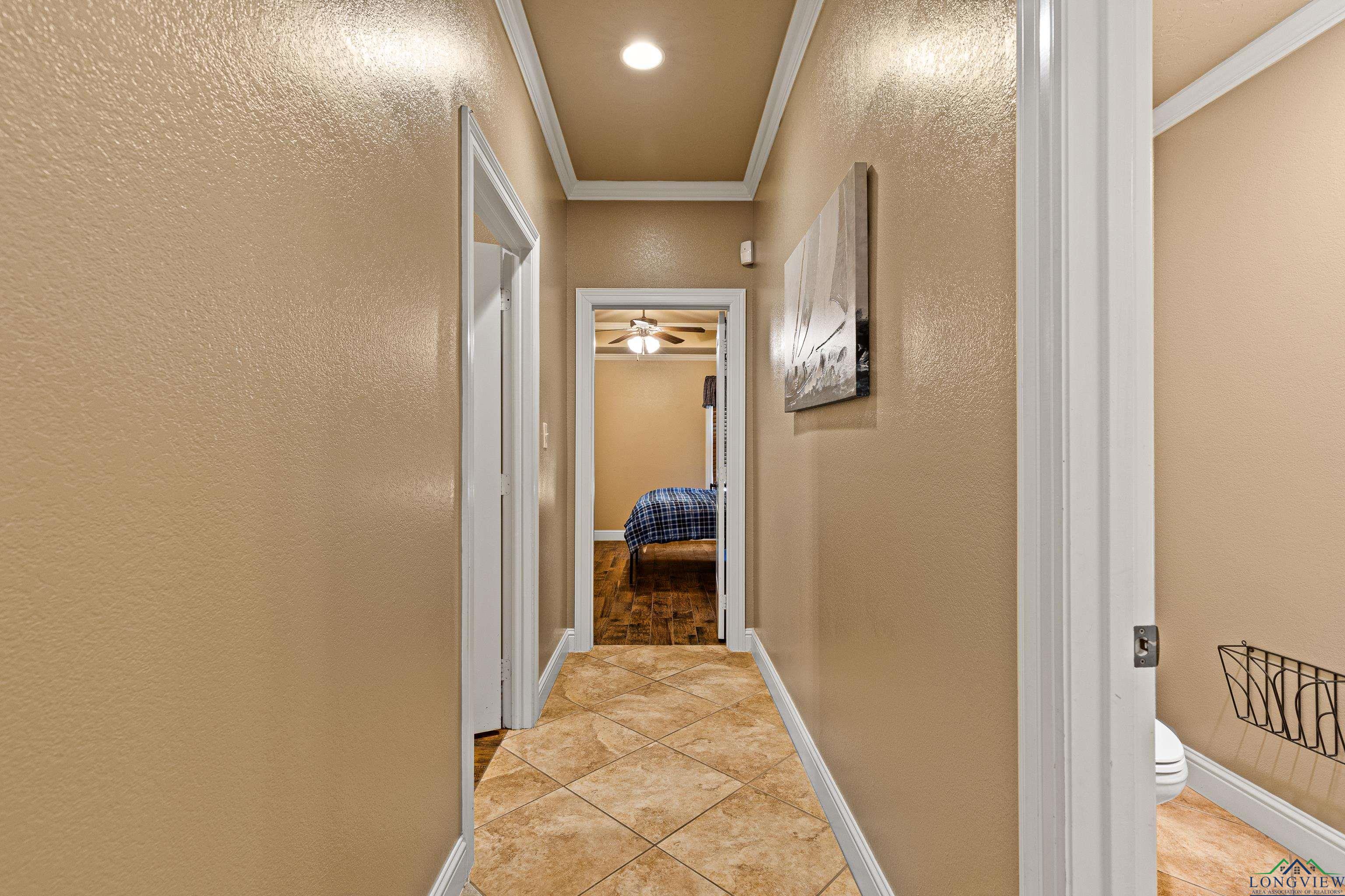230 Ashbriar Ln, Longview, Texas image 27