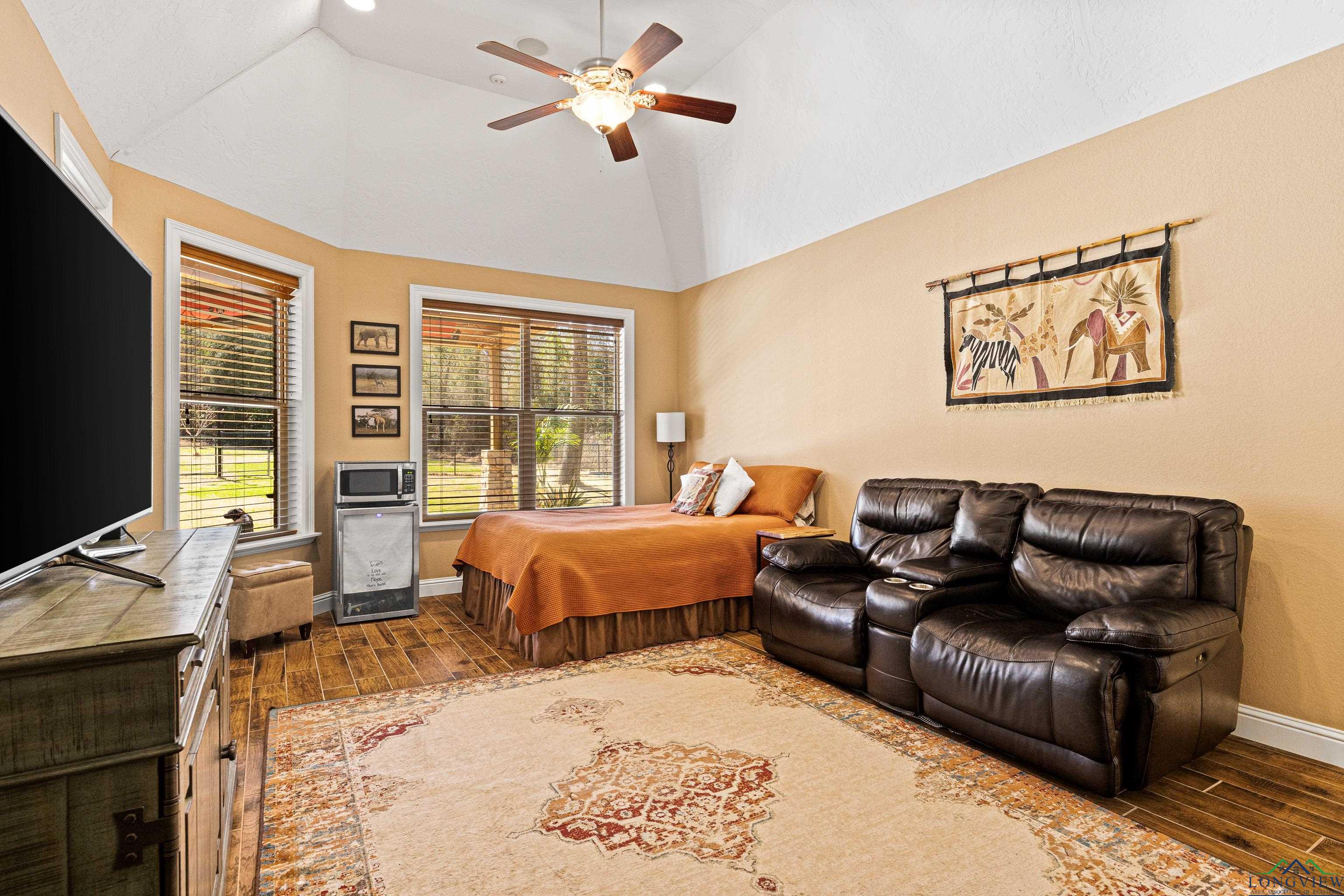230 Ashbriar Ln, Longview, Texas image 15