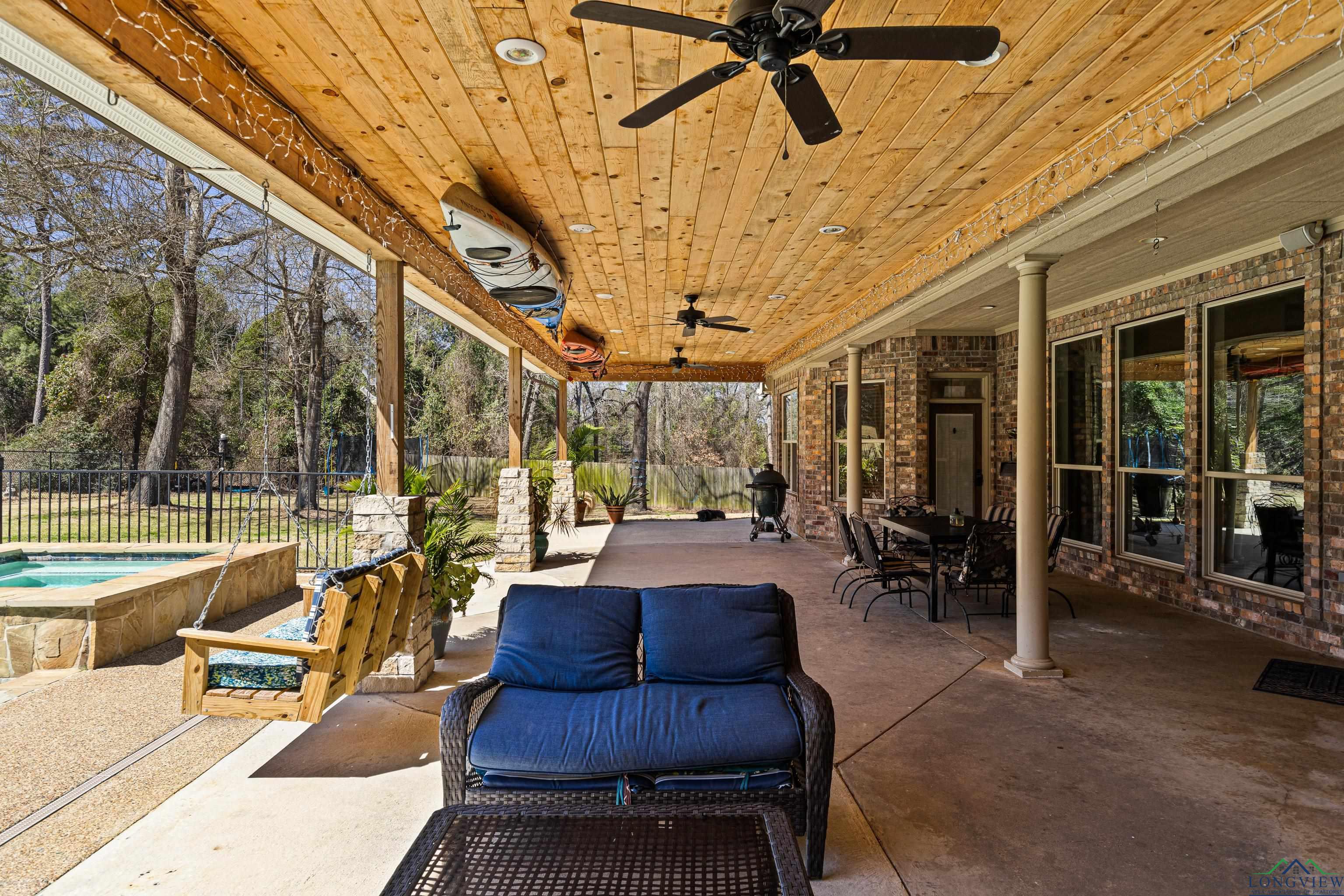 230 Ashbriar Ln, Longview, Texas image 40