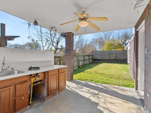 A home in Longview