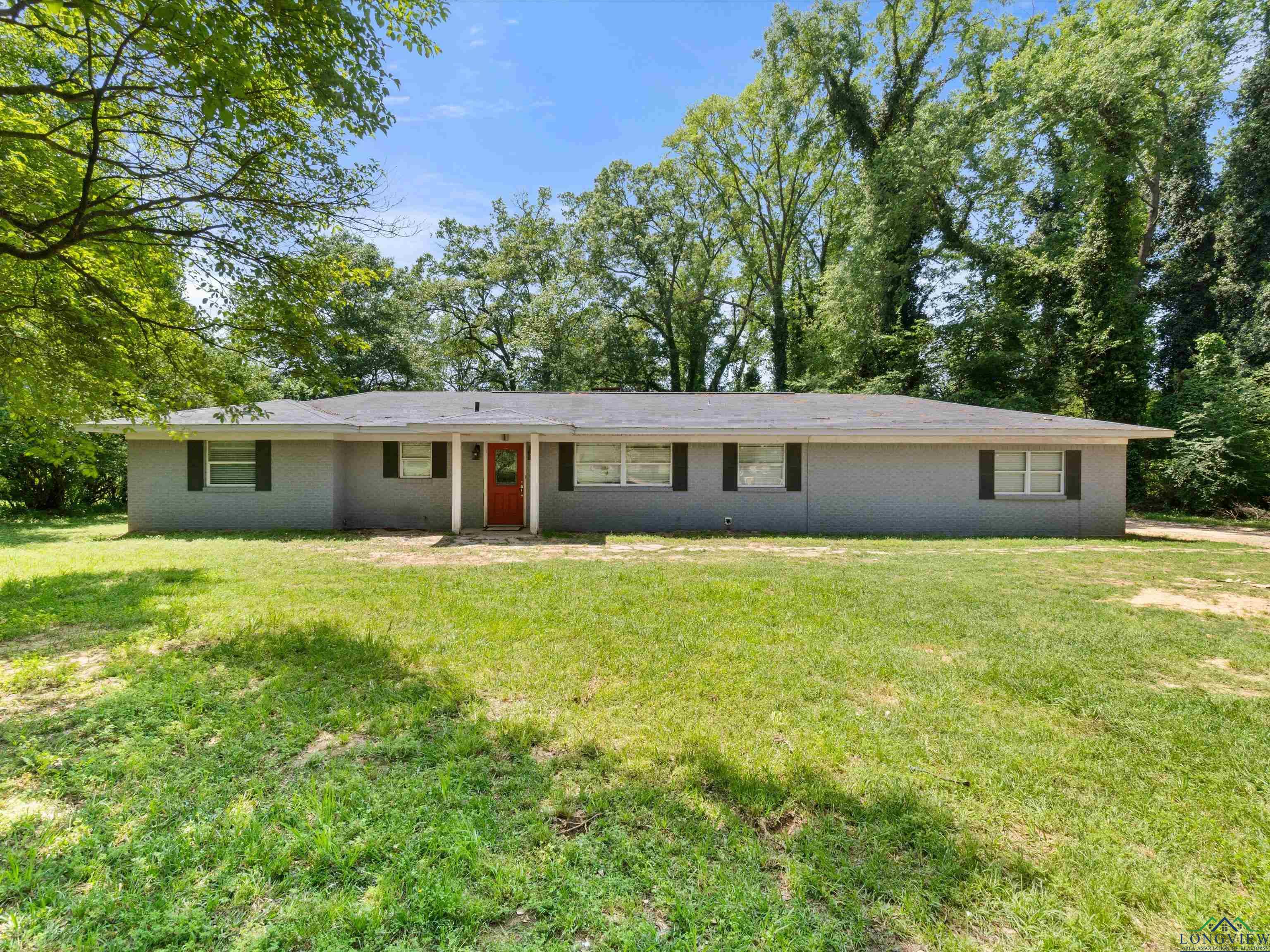 1137 Fm 2985, Hughes Springs, Texas image 6