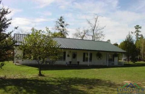 A home in Gilmer