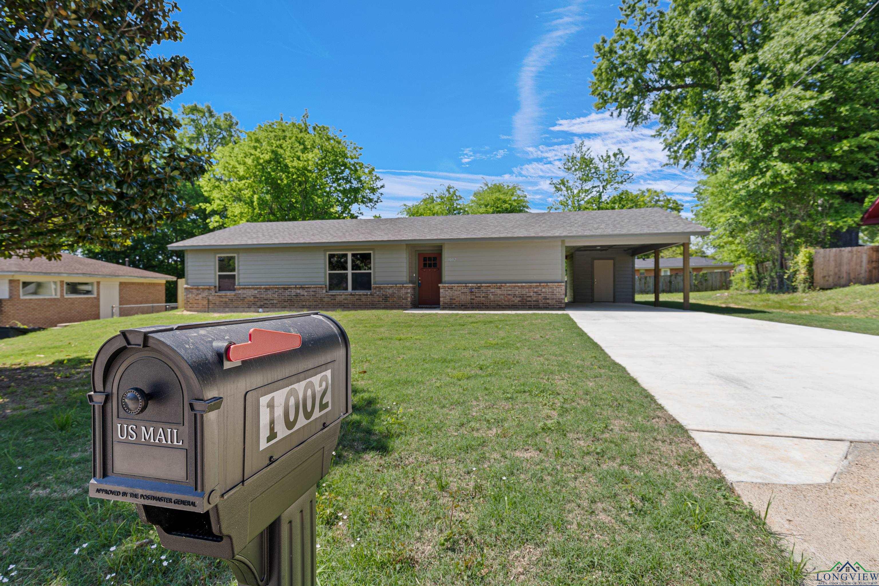 1002 Glencrest Lane, Longview, California image 1