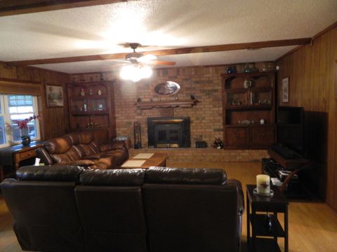 Homes For Sale - 118 Sugar Creek<br/> Marshall, TX 75672