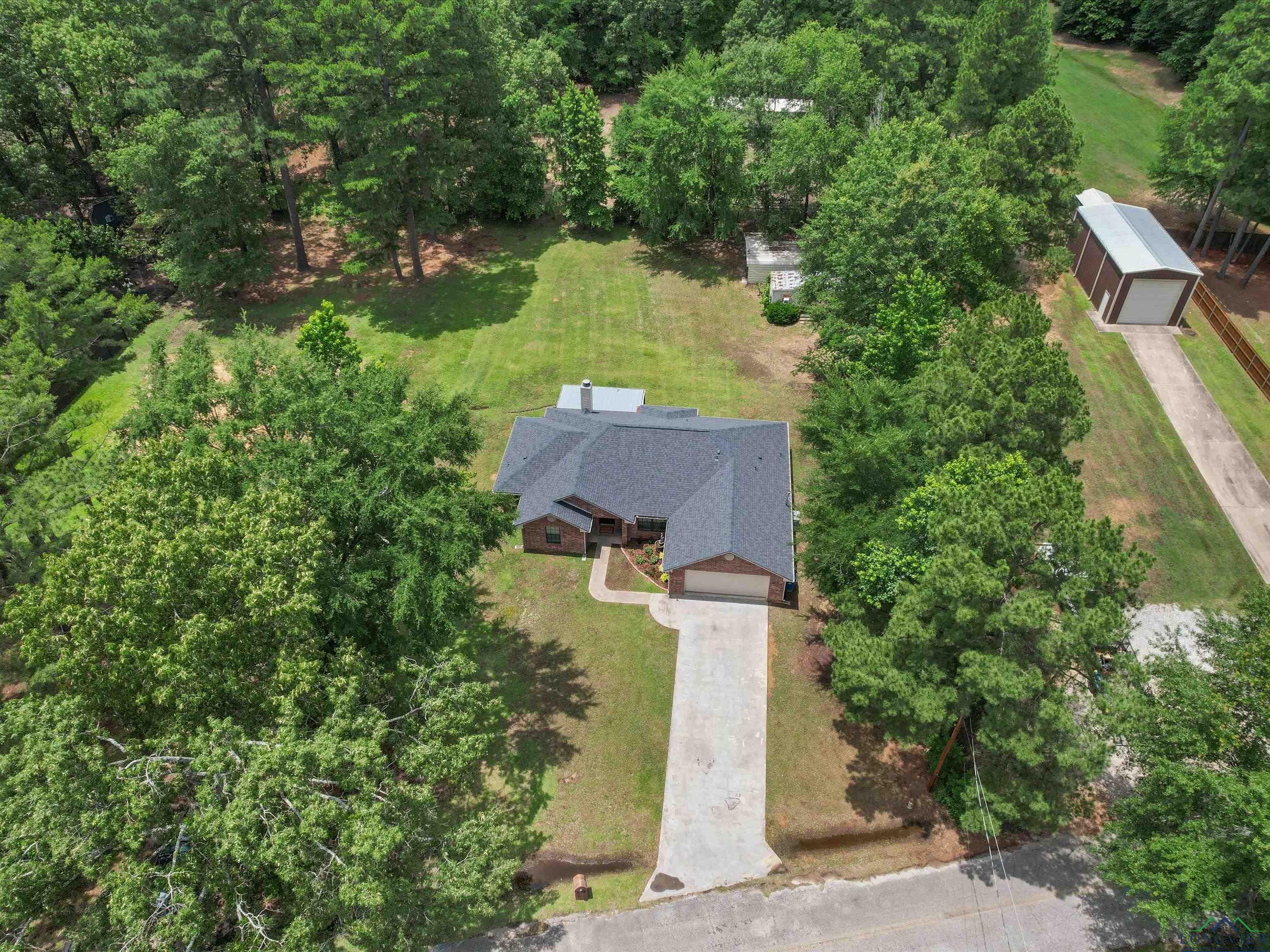 2015 W Lake Dr, Gladewater, Texas image 25
