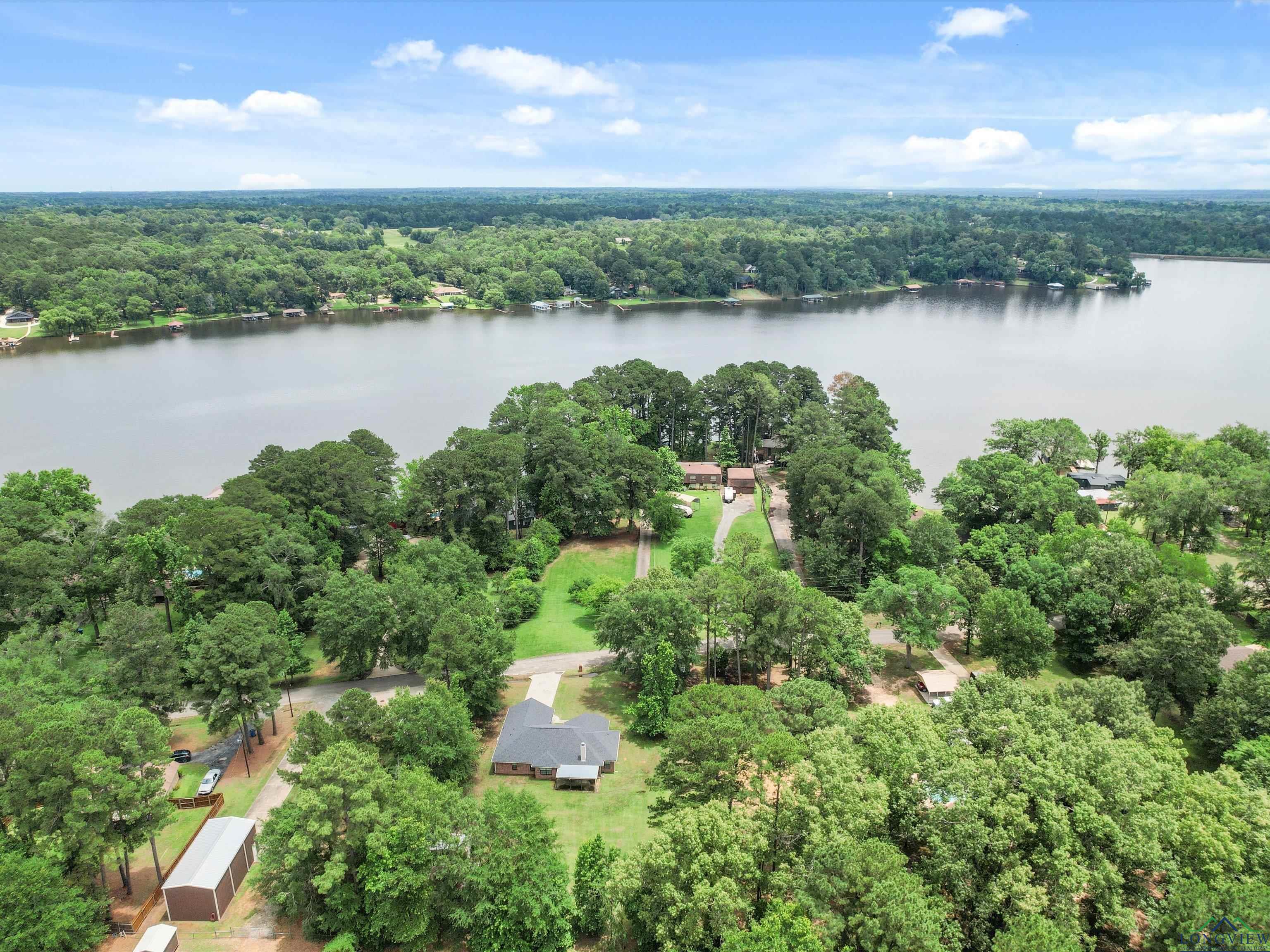 2015 W Lake Dr, Gladewater, Texas image 29