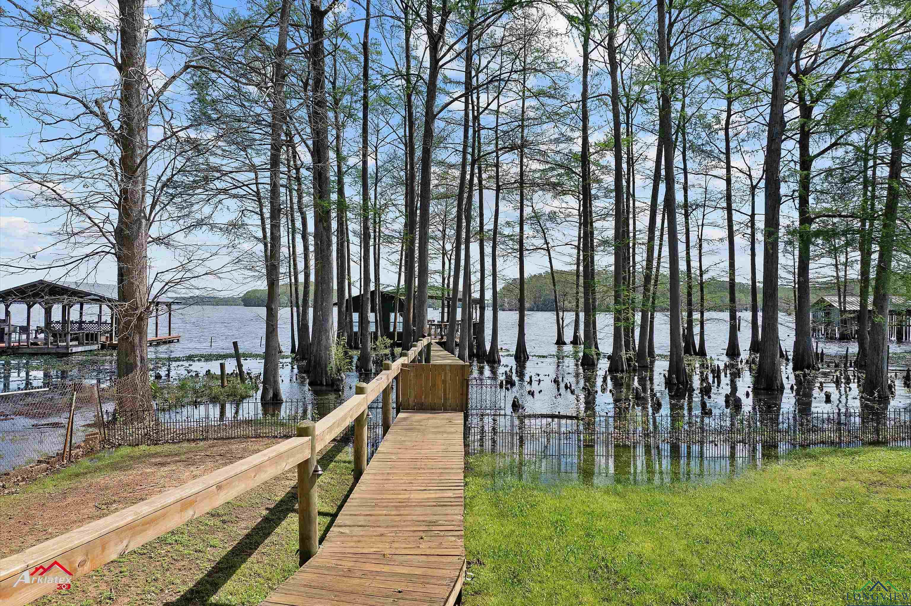 110 Pr 2624, Karnack, Texas image 33