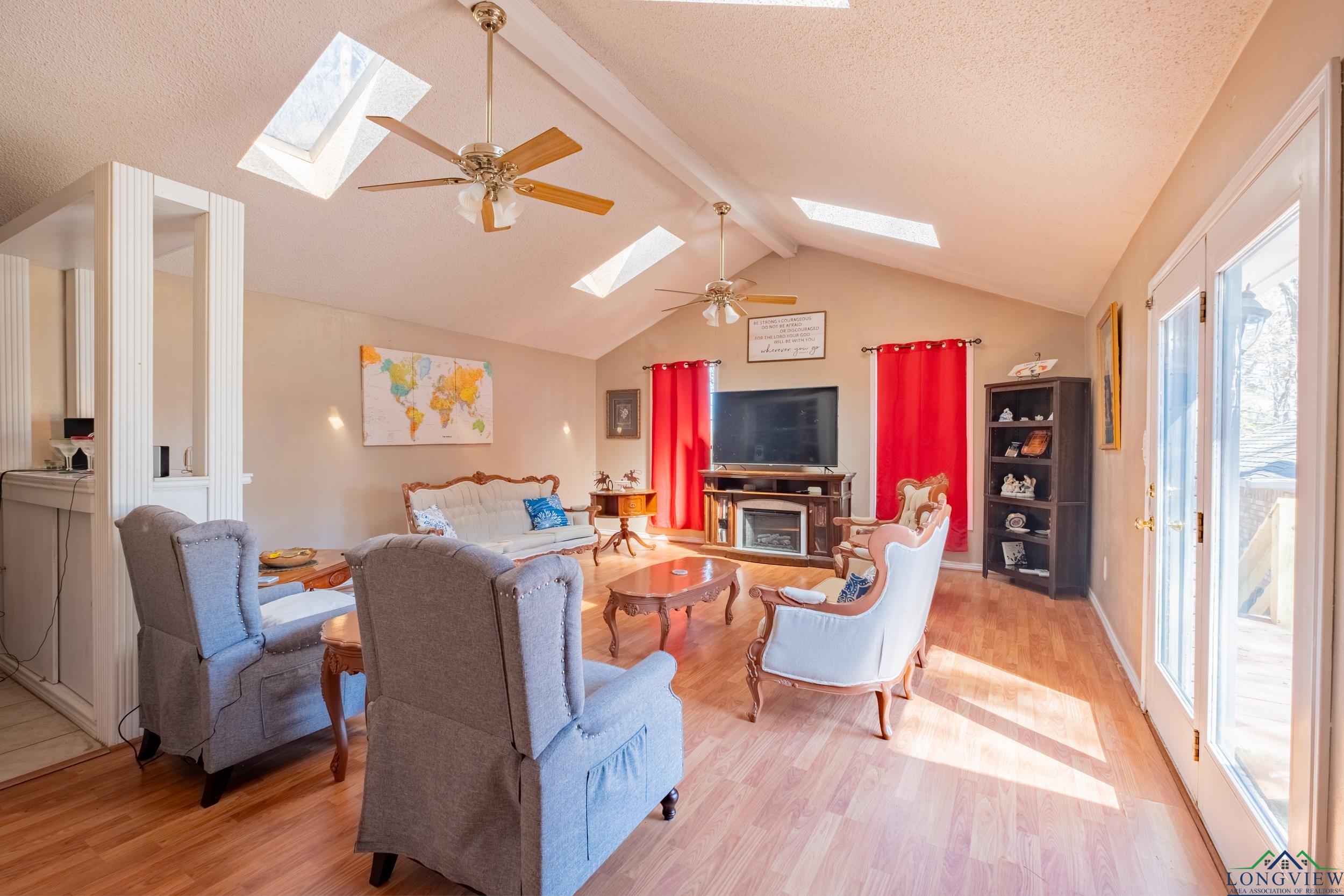 1511 Dolly Lane, Hideaway, Texas image 2