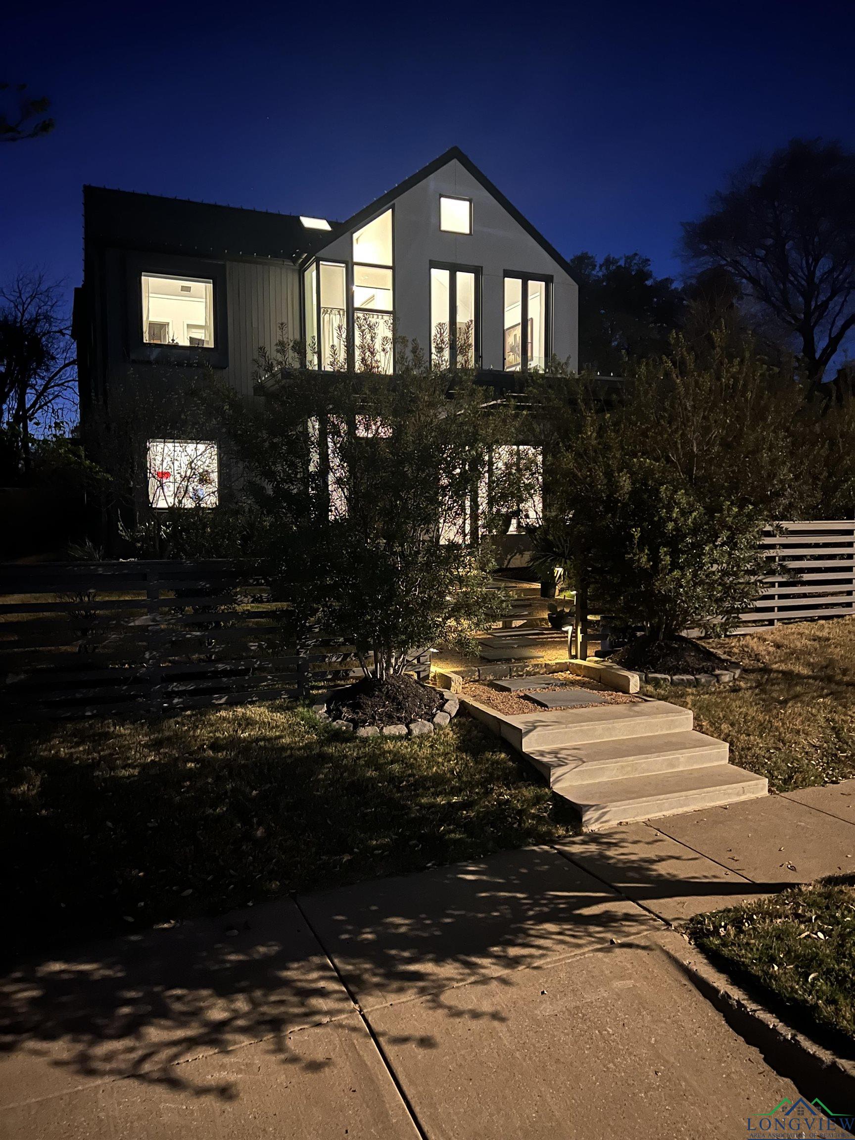 2208 Thomas Place, Fort Worth, Texas image 23