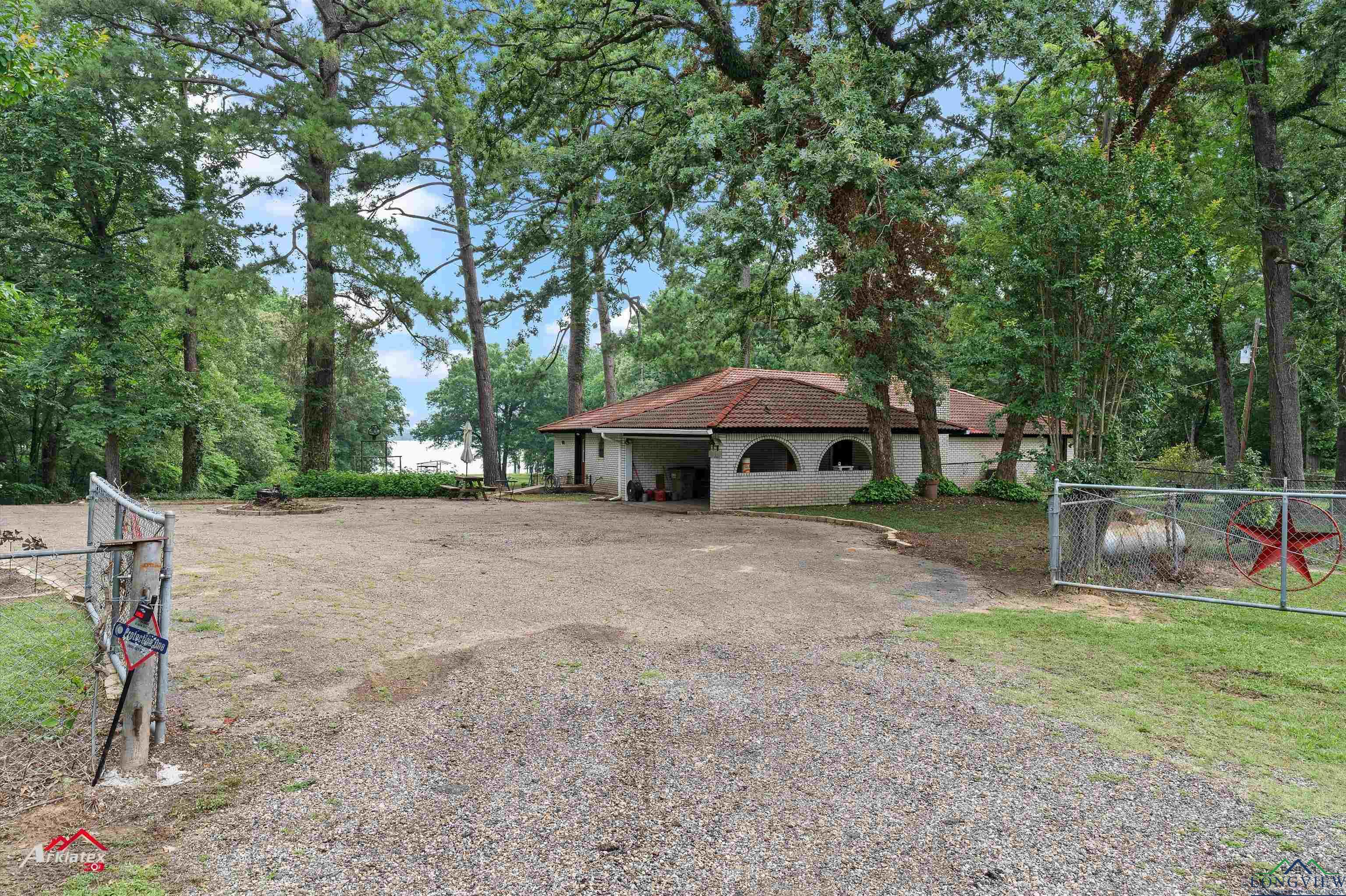 453 Wiggins Road, Karnack, Texas image 33