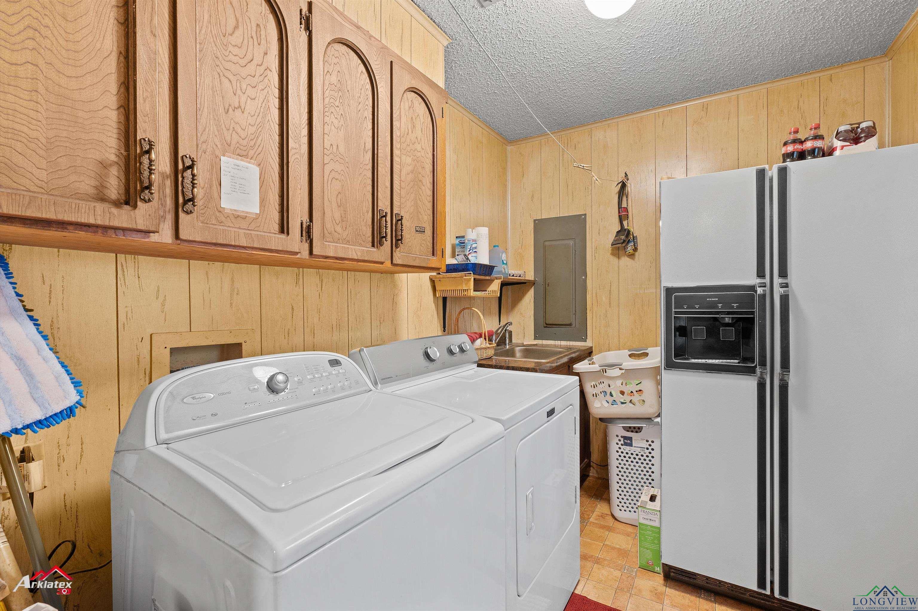 453 Wiggins Road, Karnack, Texas image 21
