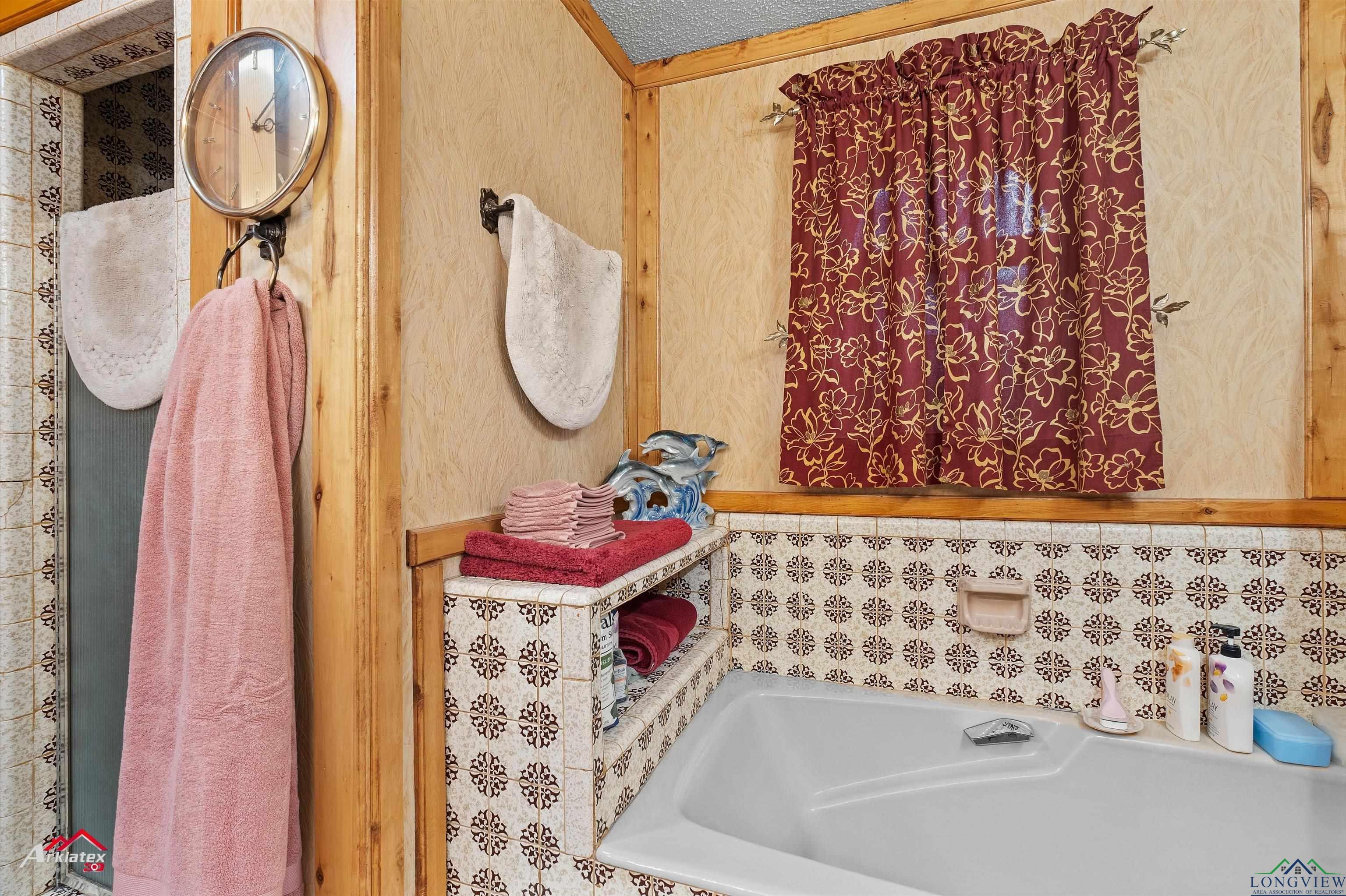 453 Wiggins Road, Karnack, Texas image 20