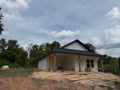 Homes For Sale - 605 W Sabine St<br/> Longview, TX 75601