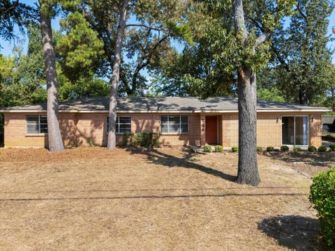 Homes For Sale - 509 Helane Dr<br/> Longview, TX 75604