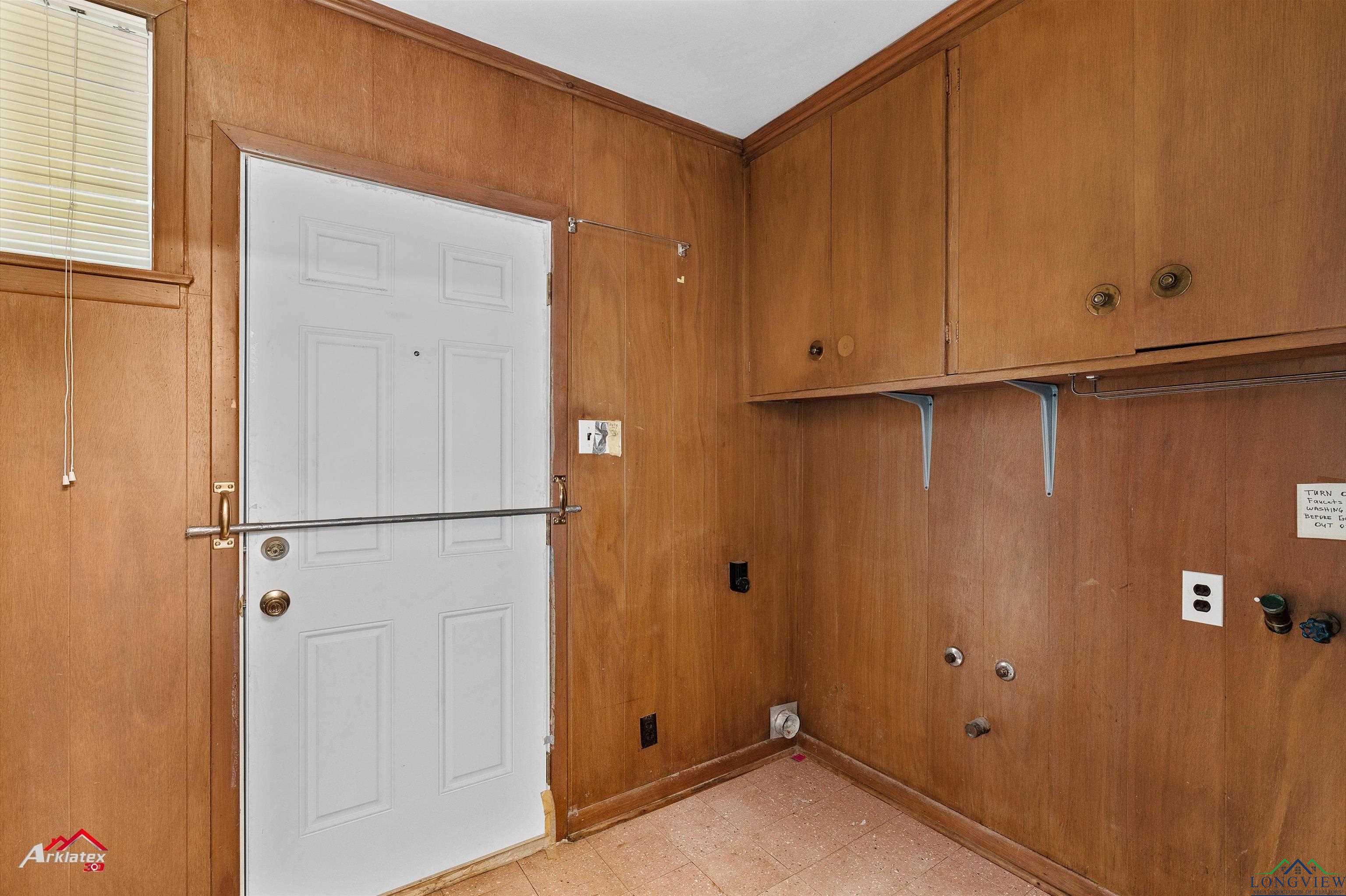 216 Hickory Street, Gladewater, Texas image 14