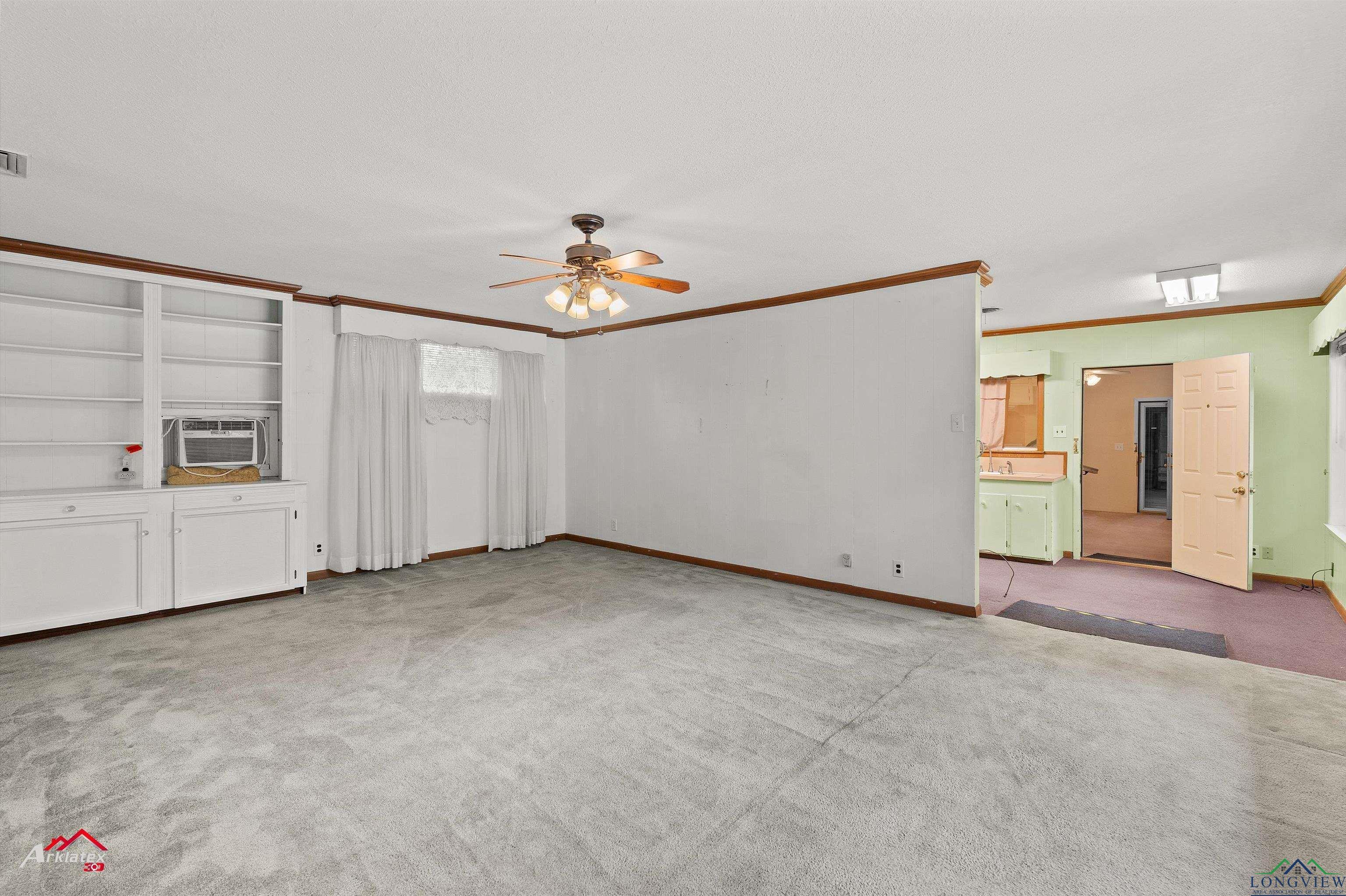 216 Hickory Street, Gladewater, Texas image 10