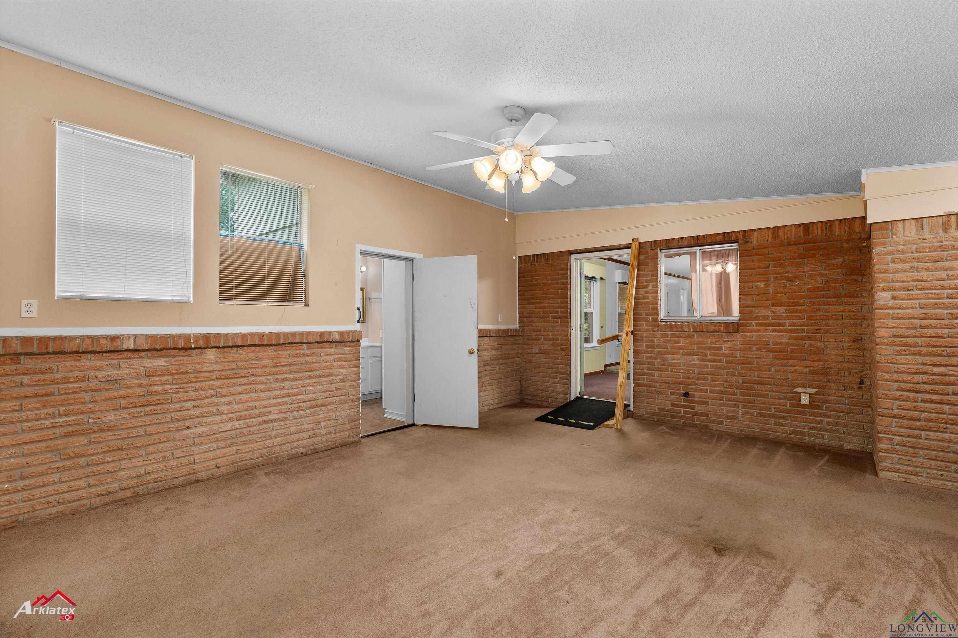 216 Hickory Street, Gladewater, Texas image 15