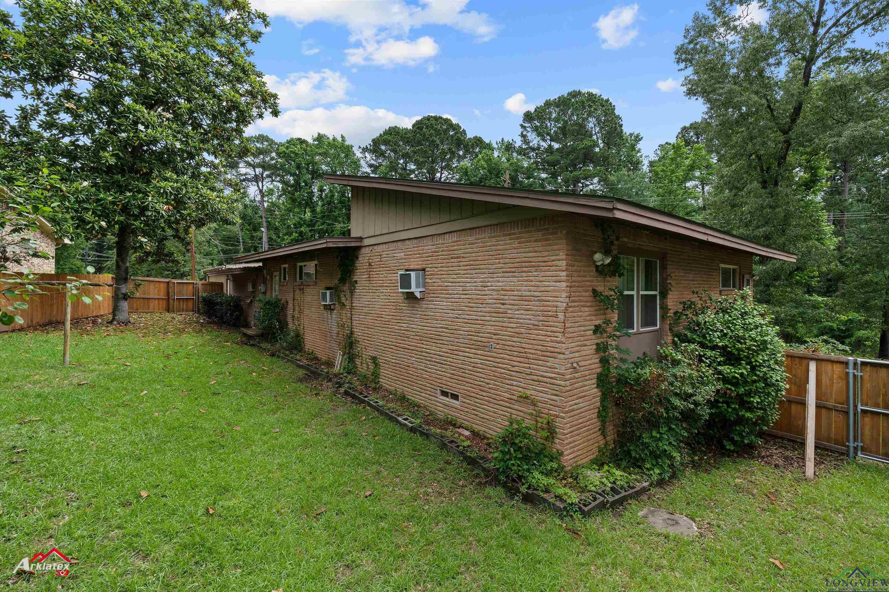 216 Hickory Street, Gladewater, Texas image 24