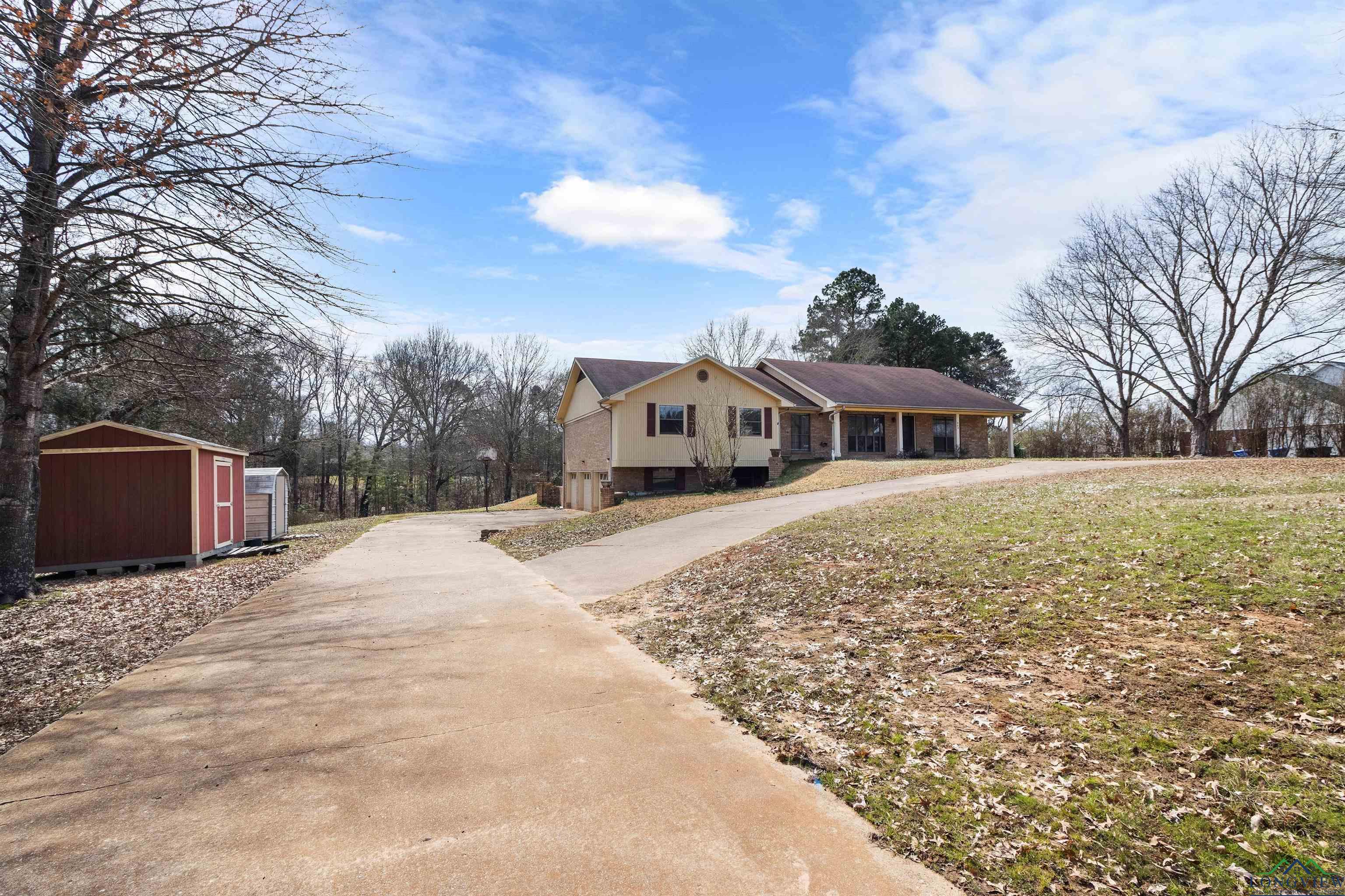 448 Hillcrest Dr, Kilgore, Texas image 1