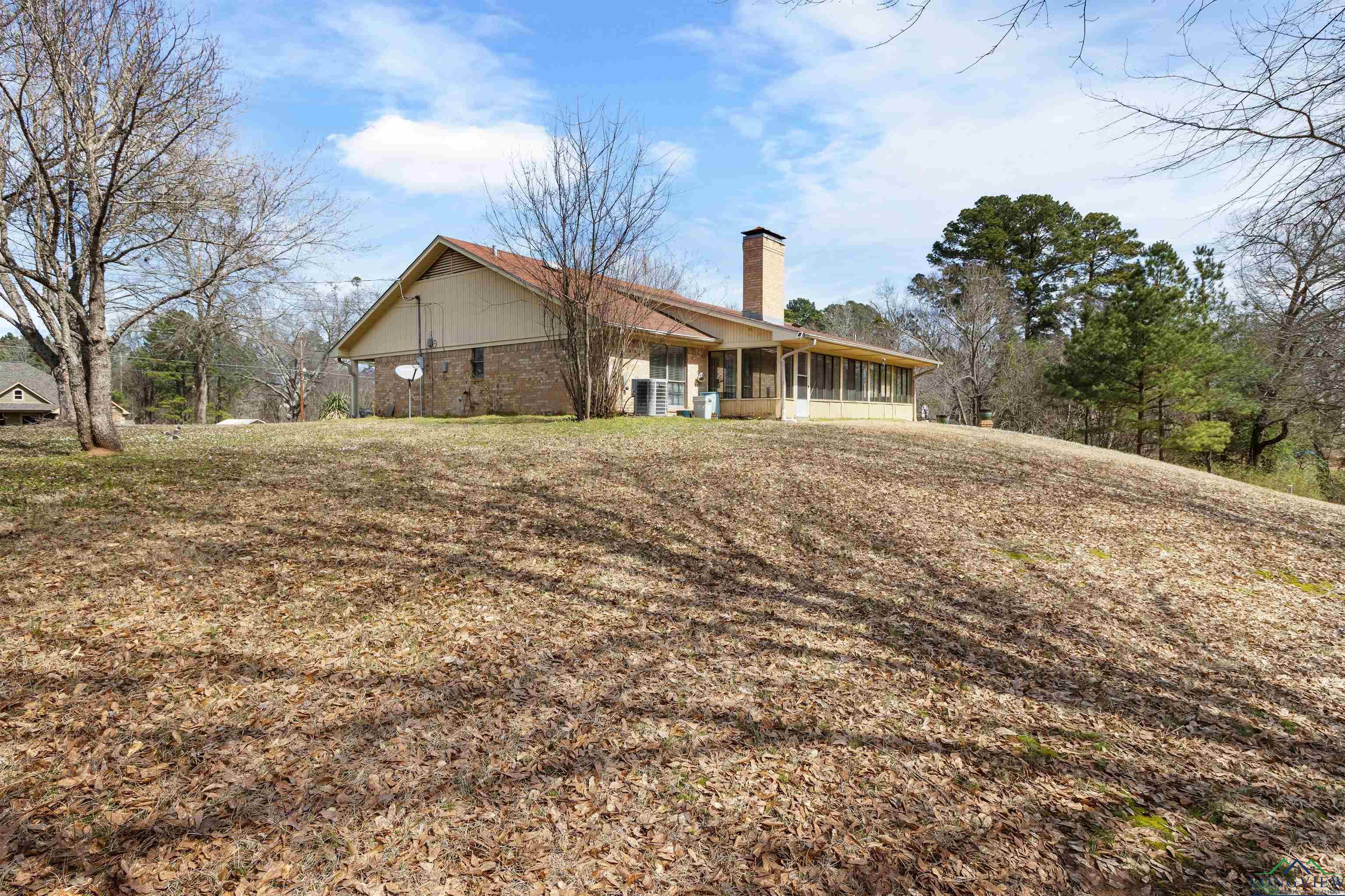 448 Hillcrest Dr, Kilgore, Texas image 5