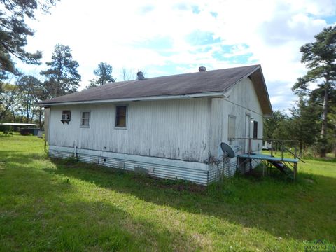 A home in Gladewater