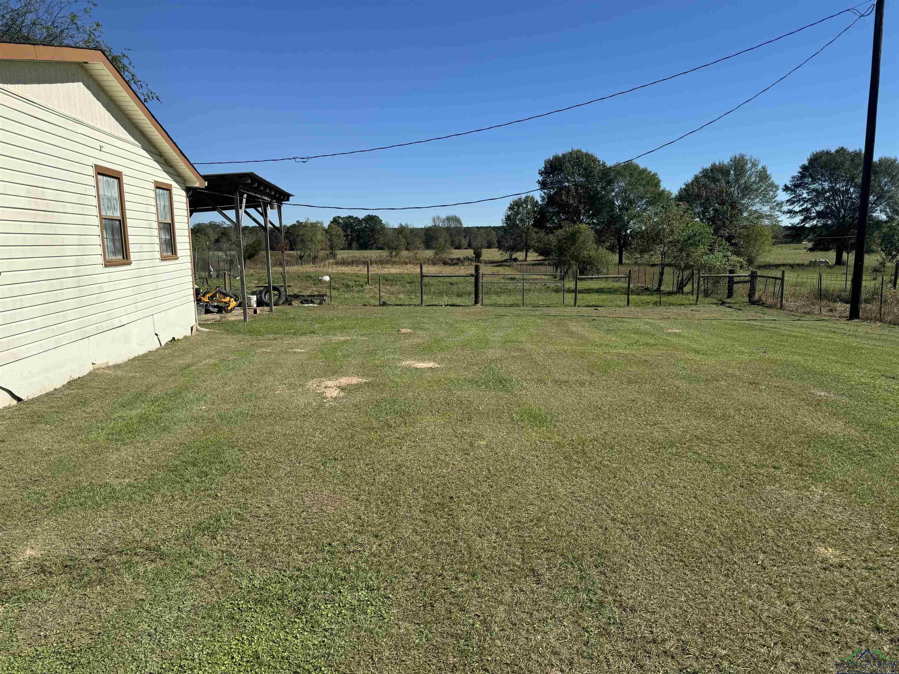 518 County Rd 444, Carthage, Texas image 6