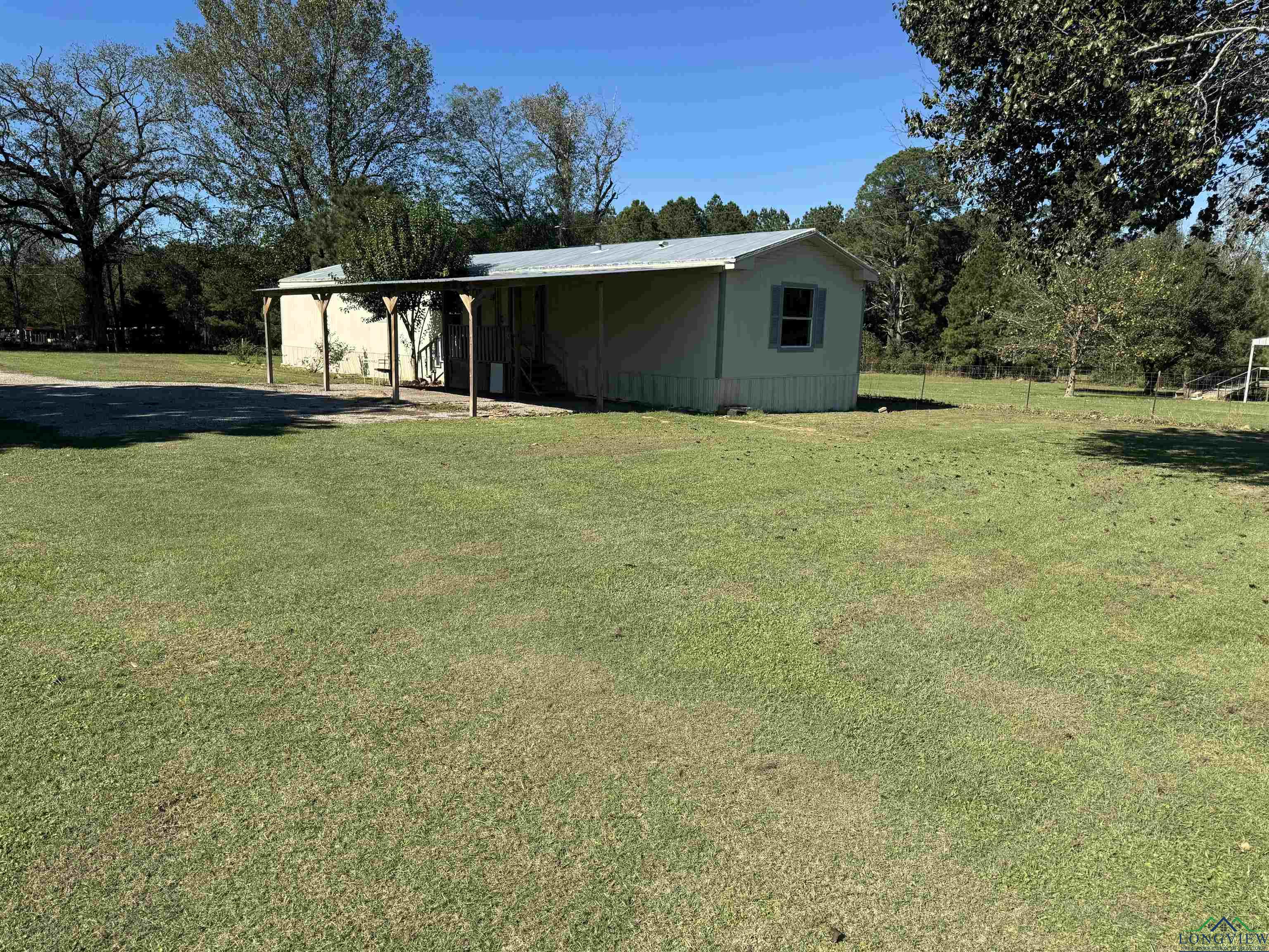 518 County Rd 444, Carthage, Texas image 8