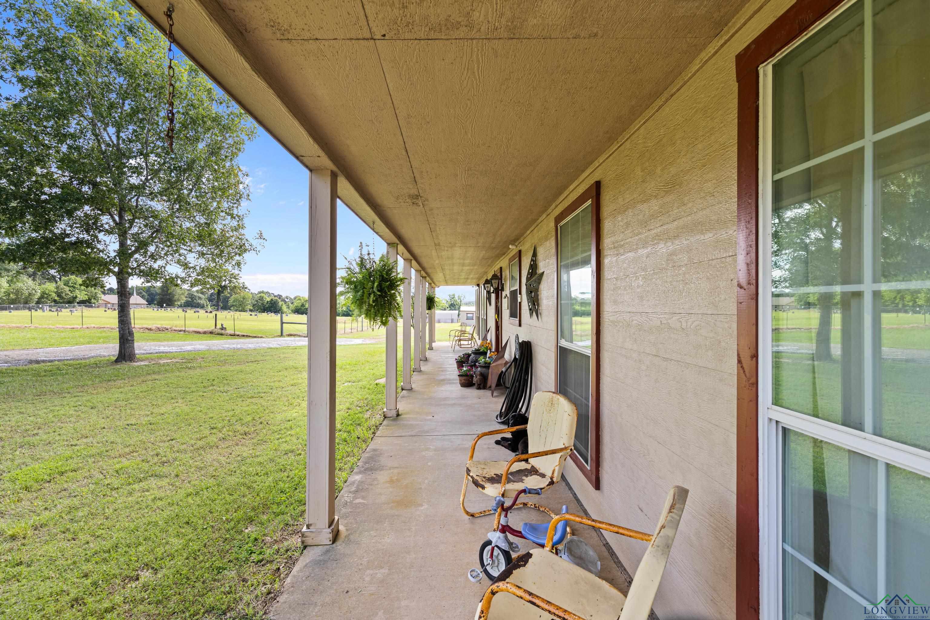 8550 New Hope Rd, Gilmer, Texas image 15