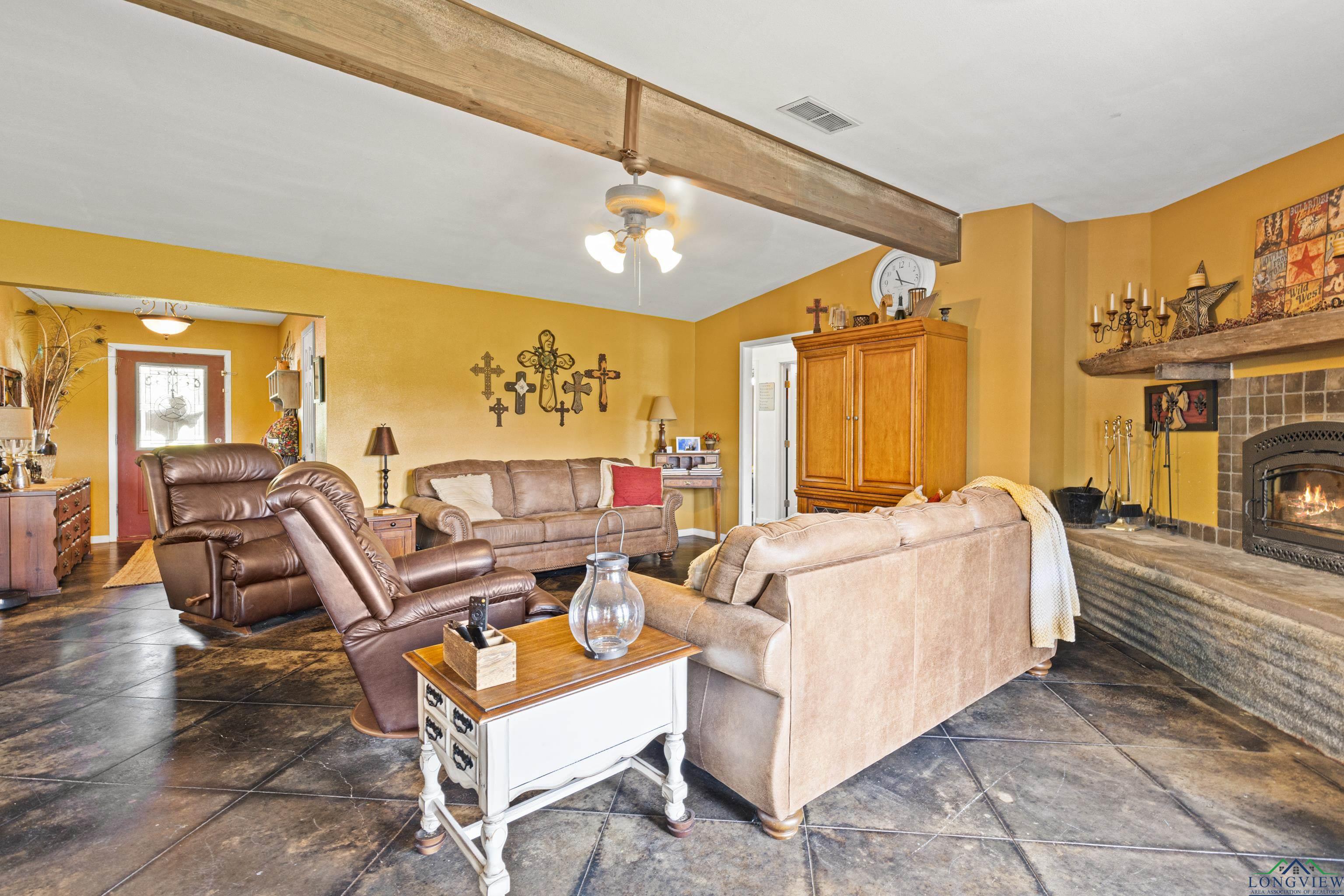 8550 New Hope Rd, Gilmer, Texas image 20