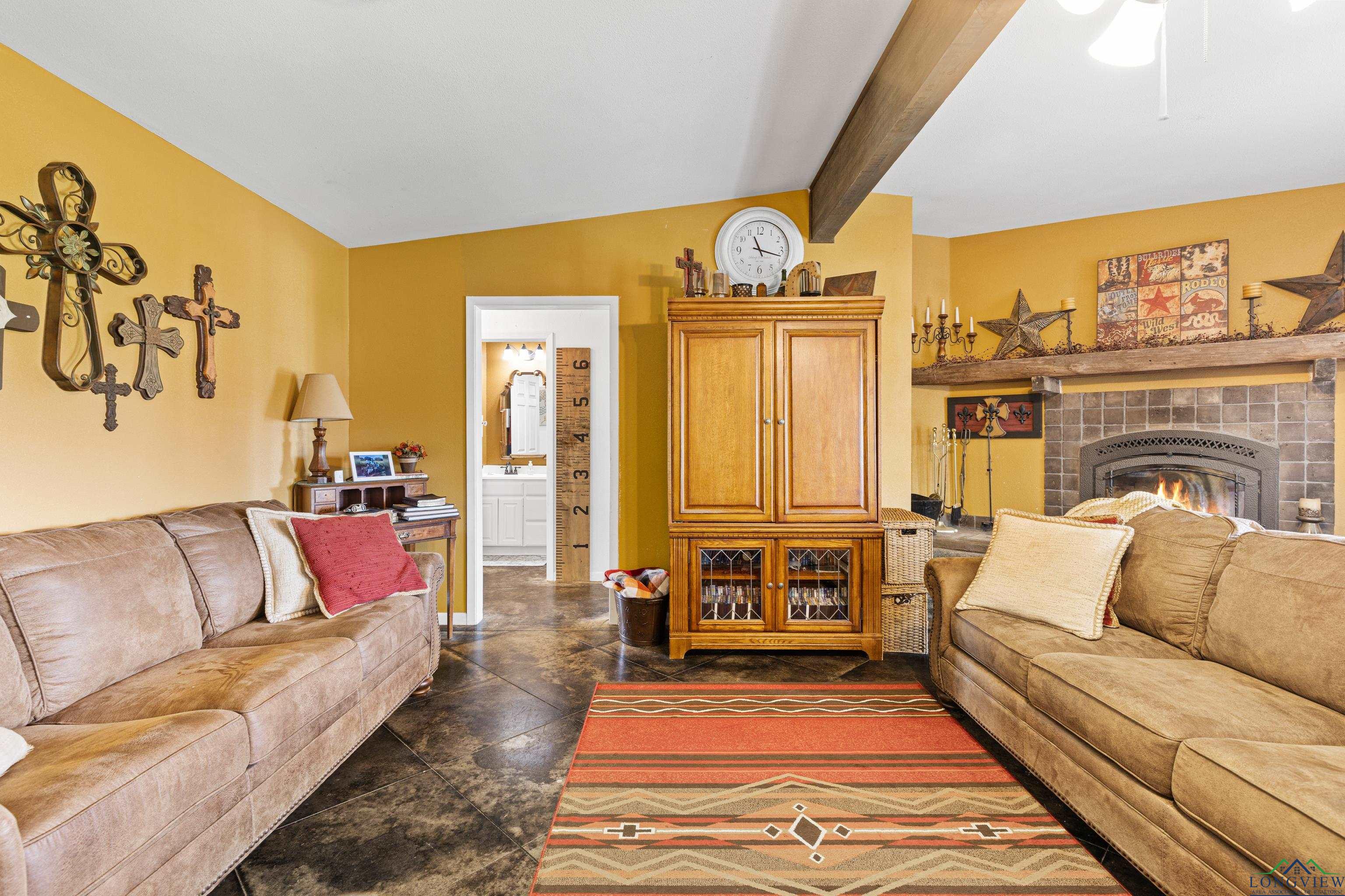 8550 New Hope Rd, Gilmer, Texas image 17