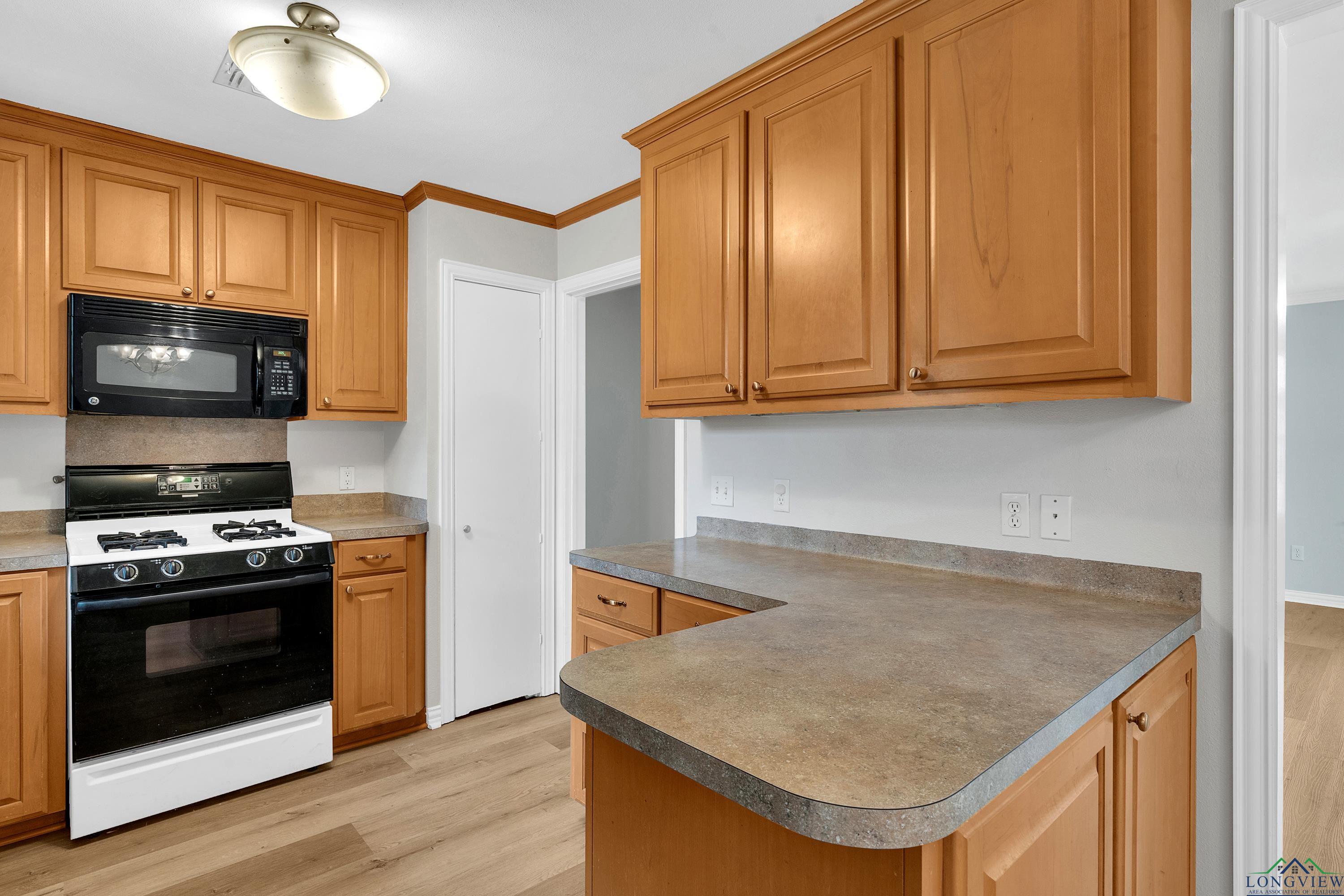 2310 Clay St, Kilgore, Texas image 17