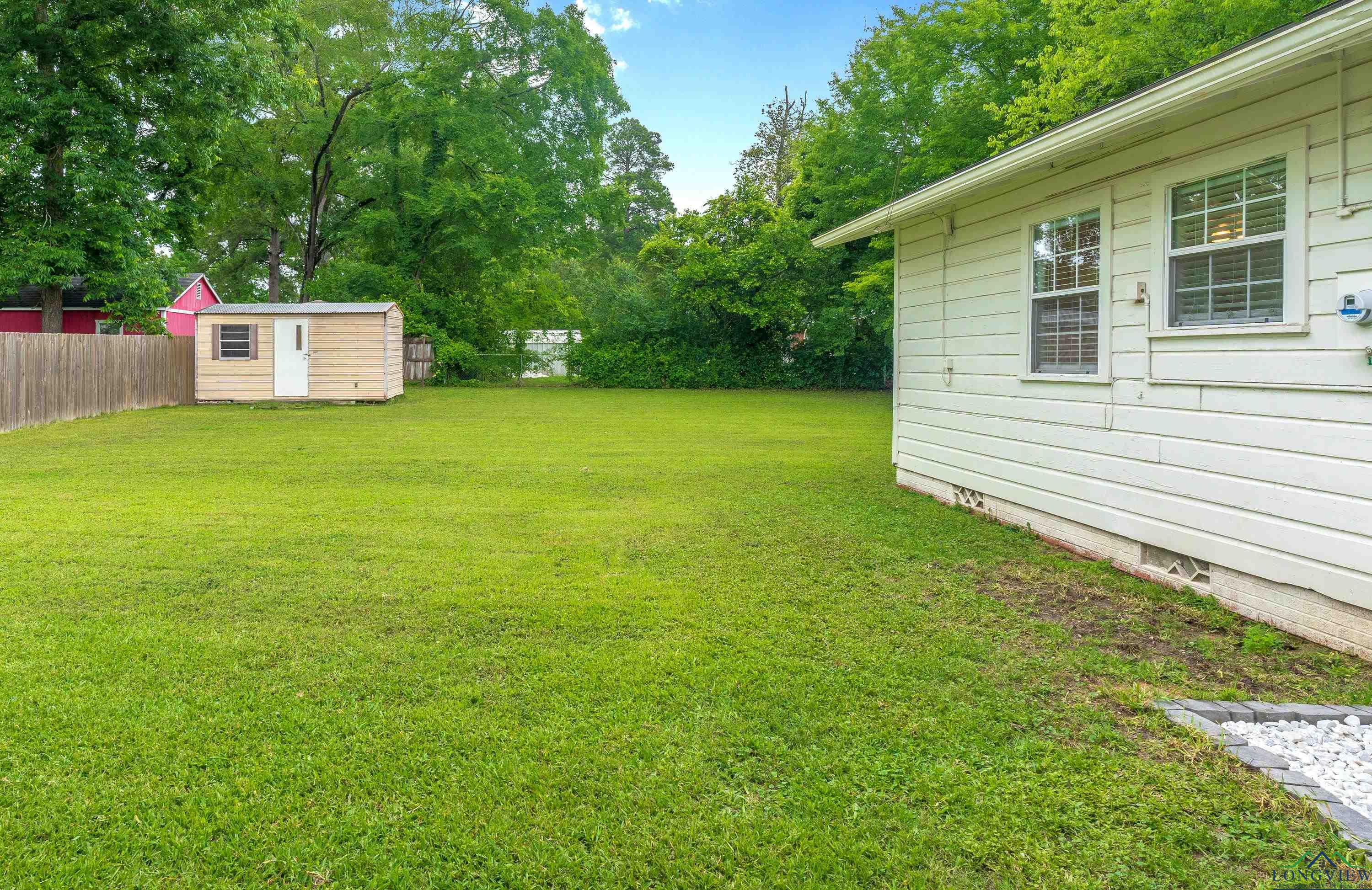 2310 Clay St, Kilgore, Texas image 8