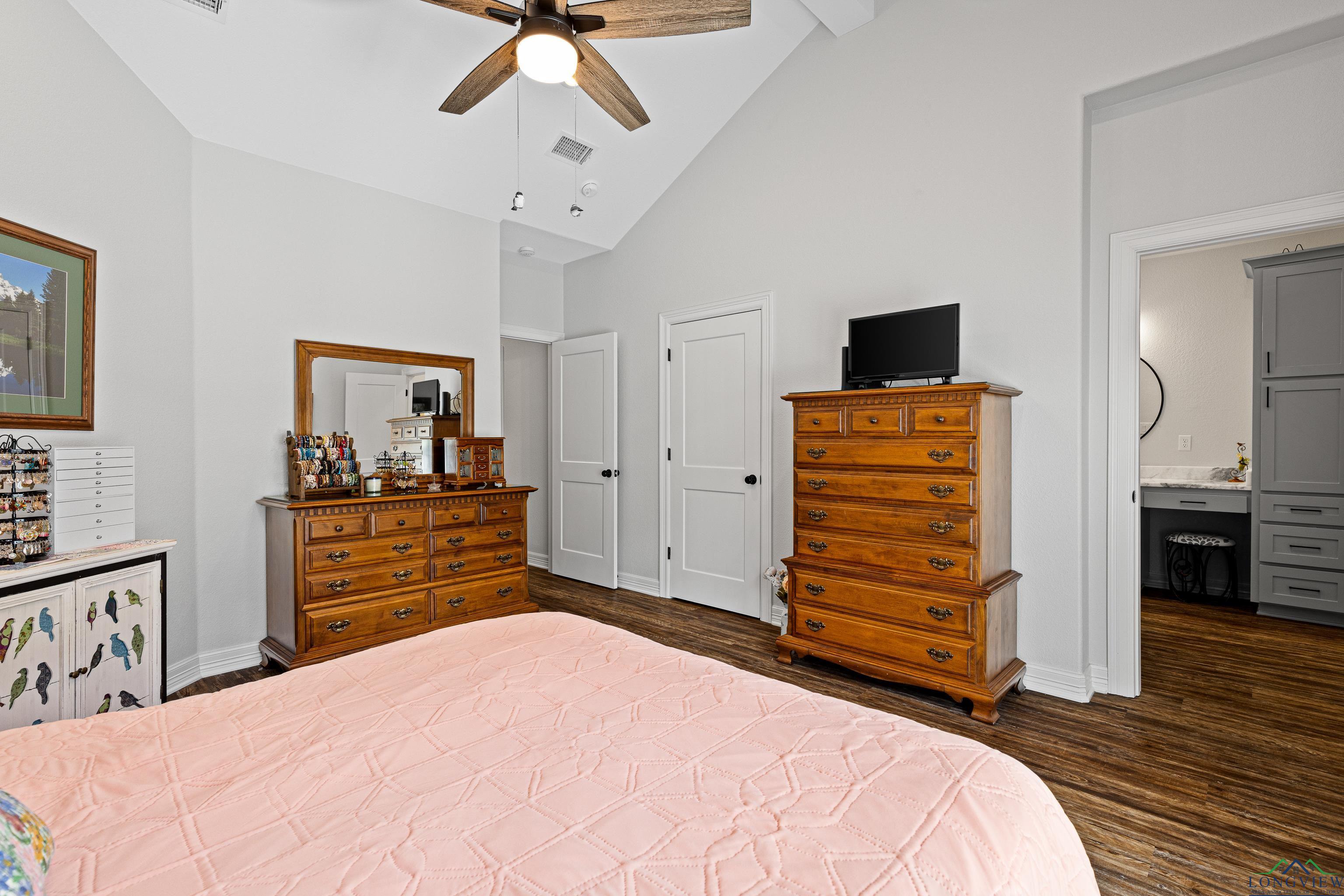 1203 Cobblestone Ct, Carthage, Texas image 37