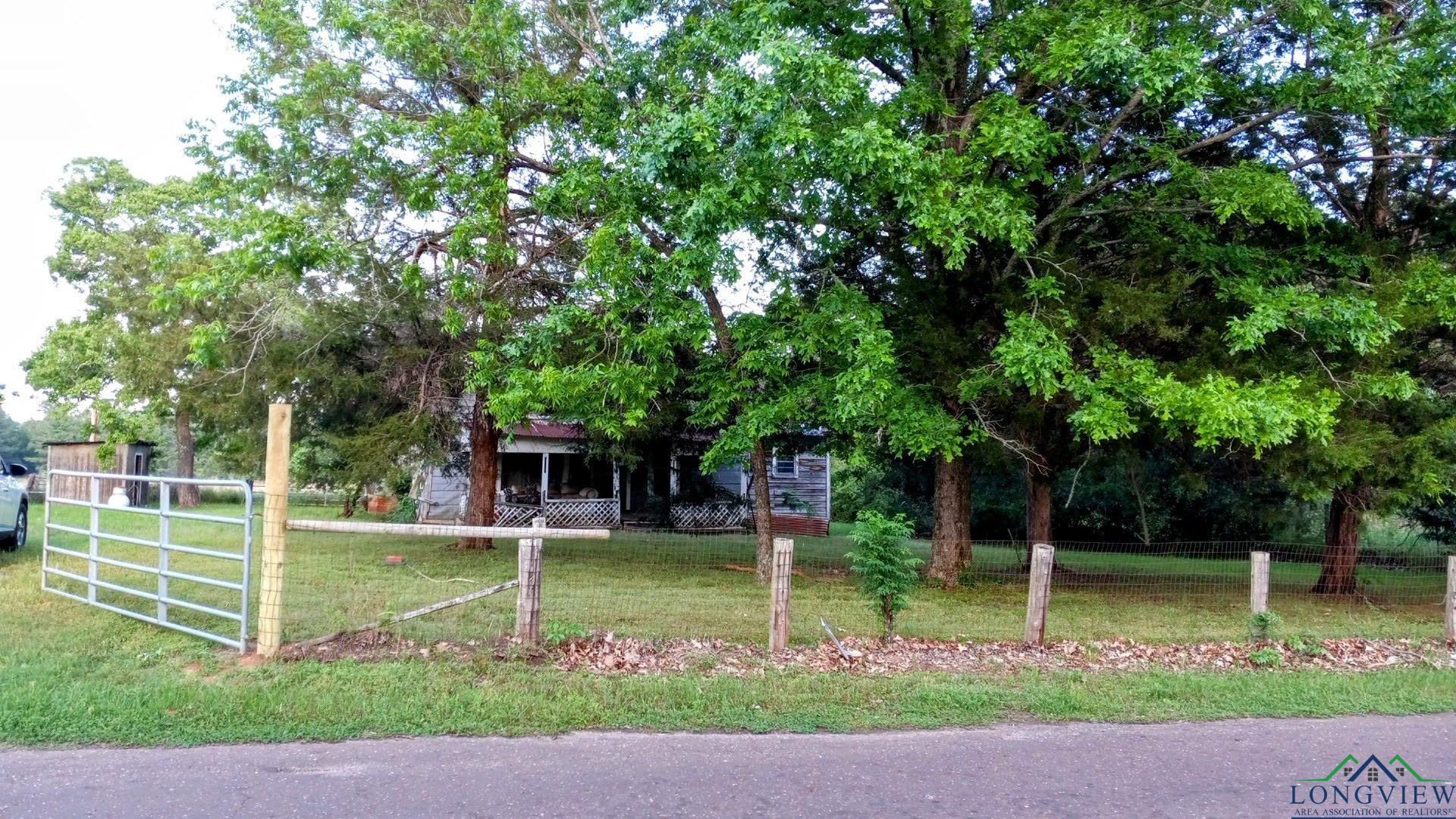 9241 S County Road 476 St, Henderson, Texas image 8