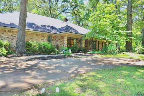 A home in White Oak