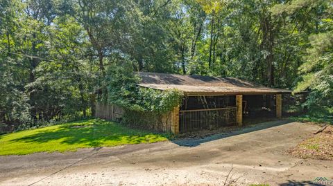 A home in White Oak