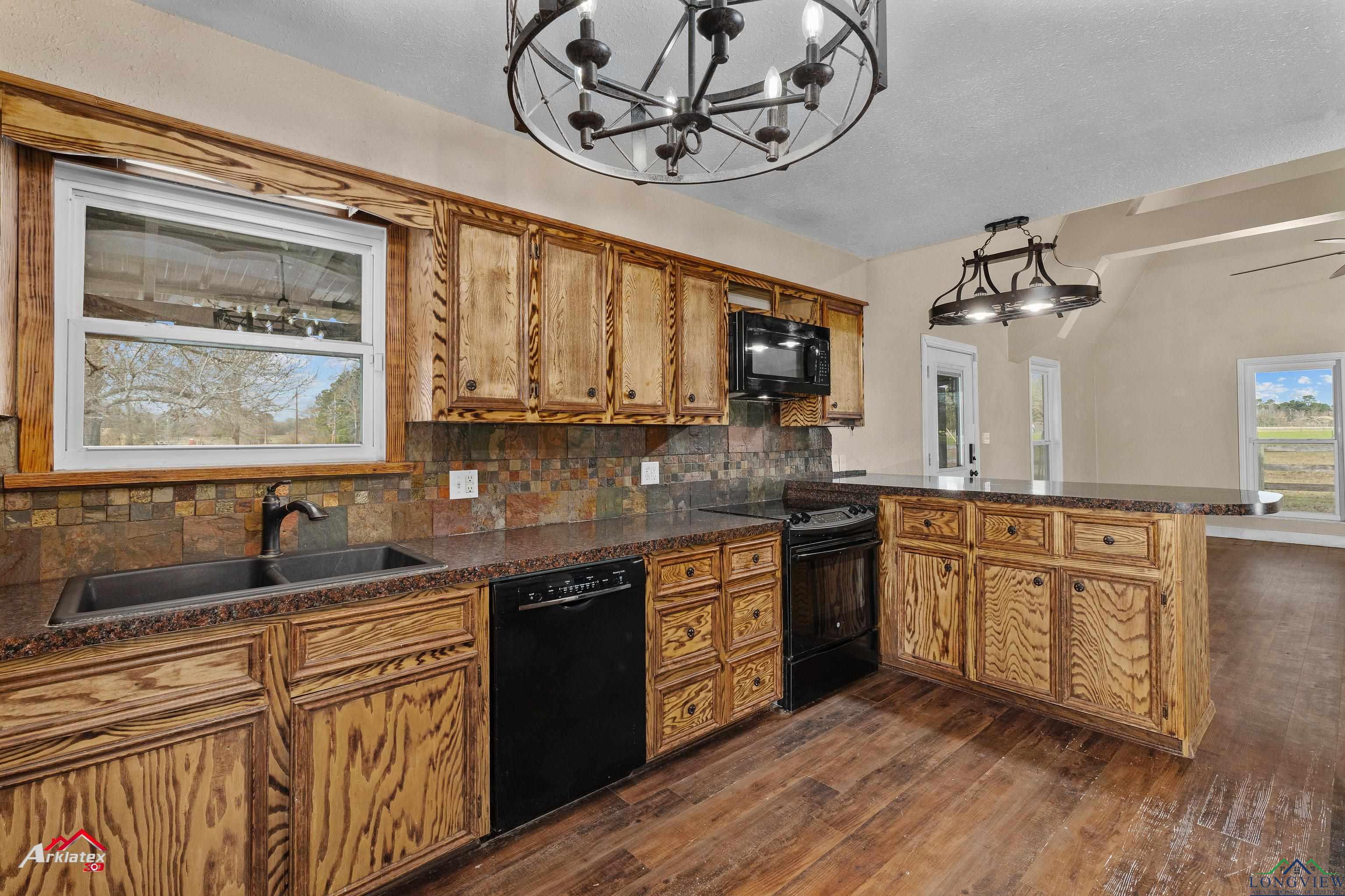 314 Ivyspur Spur, Carthage, California image 8