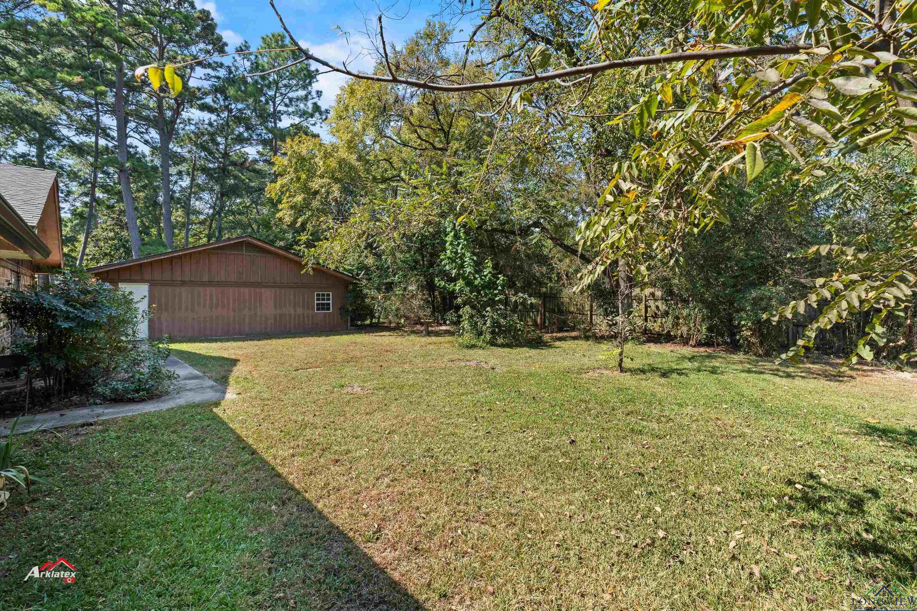 1306 Briarwood Dr, Carthage, Texas image 31