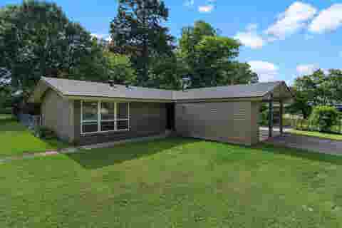 Homes For Sale - 4203 Bridle Path<br/> Marshall, TX 75672