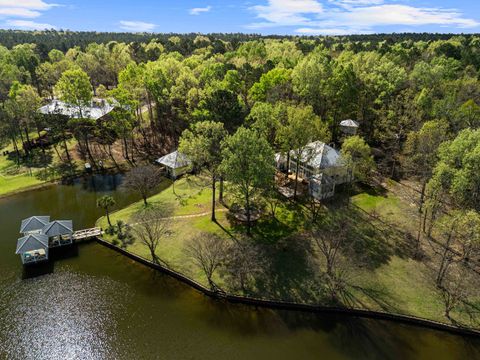 Homes For Sale - 103 Pennys Path<br/> Beckville, TX 75631