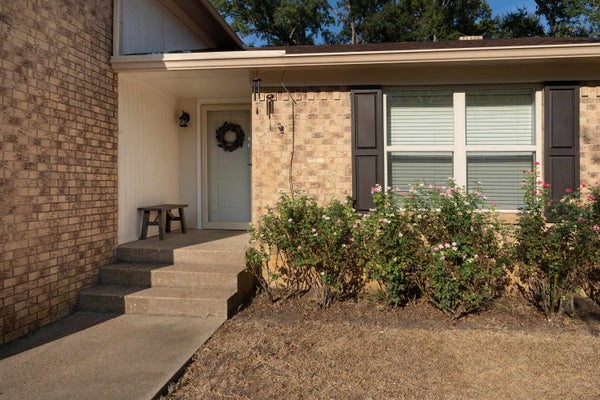 21 CEDAR HILL RD, LONGVIEW, TX 75601 - Image 850ff1cae8263fbbf8e63517616cbe2d/2351285817