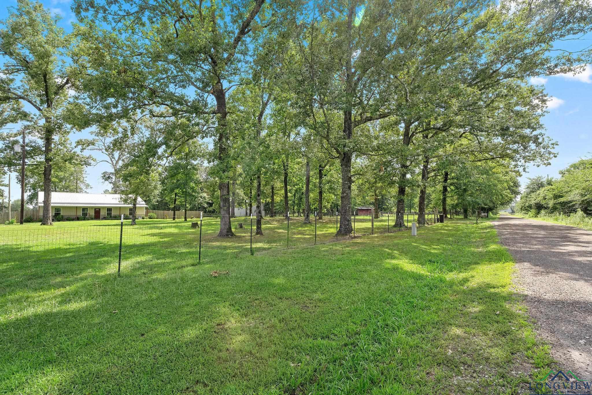 657 County Road 4103, New Boston, Texas image 19