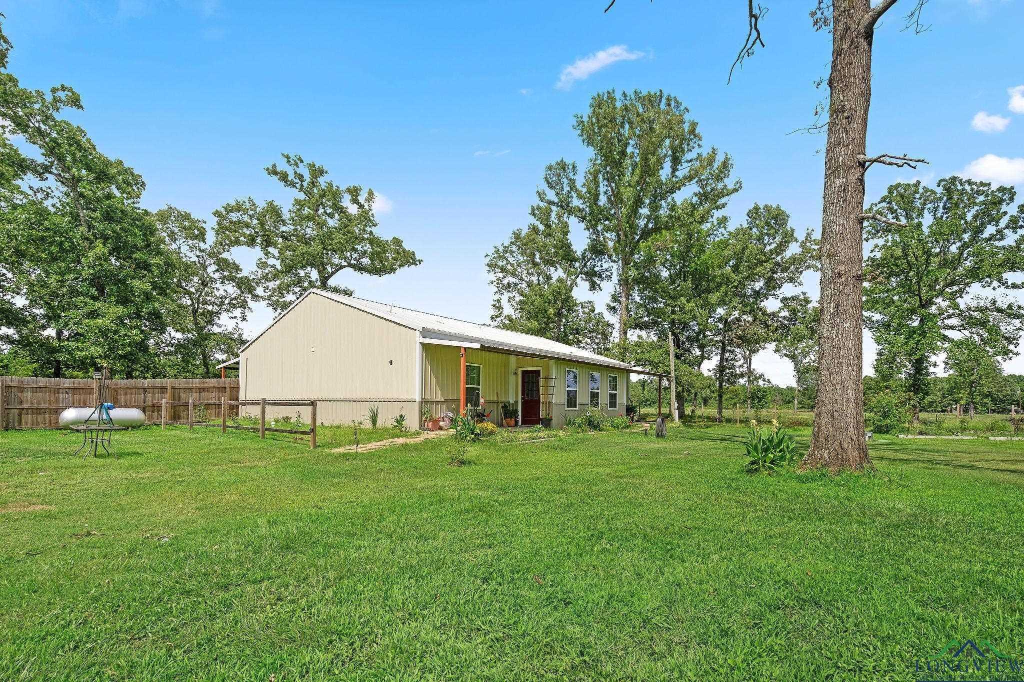 657 County Road 4103, New Boston, Texas image 22