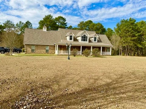 Homes For Sale - 2645 Birmingham Rd<br/> Marshall, TX 75672