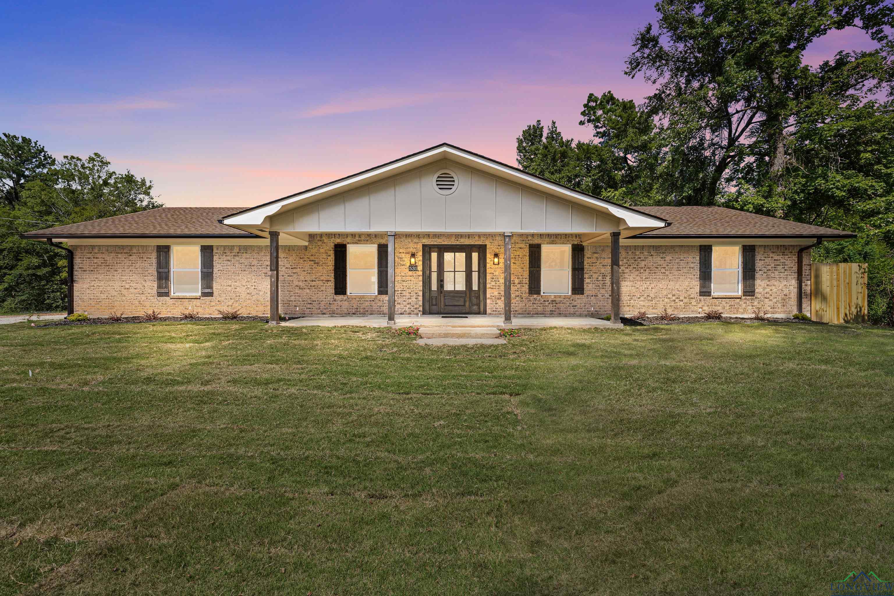 531 Oakwood St, Gladewater, Texas image 48